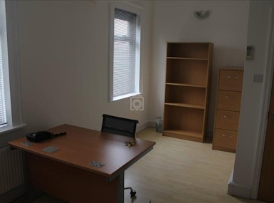 Daws Lane Business Centre image 3