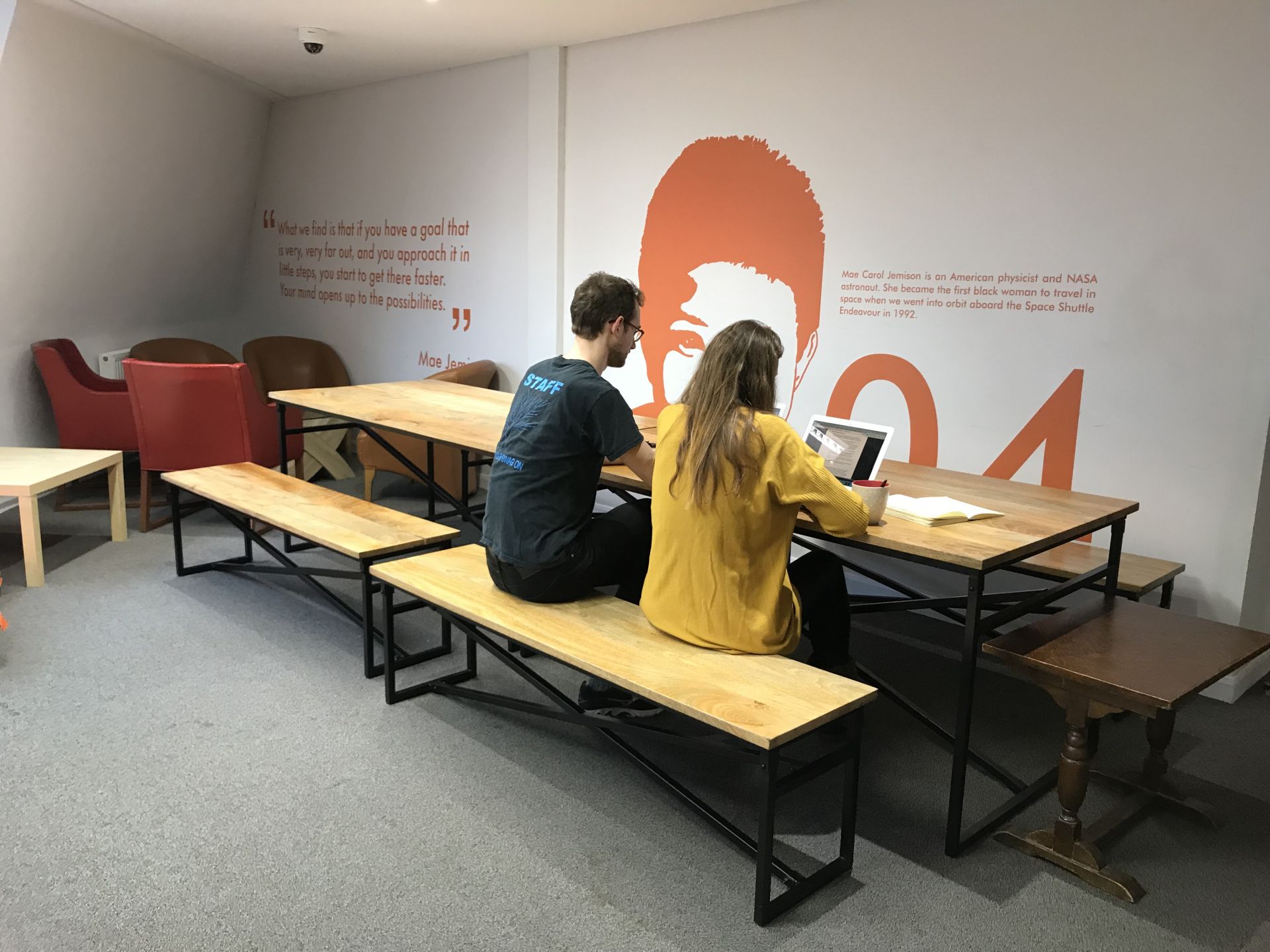 Bathtub 2 Boardroom image 5