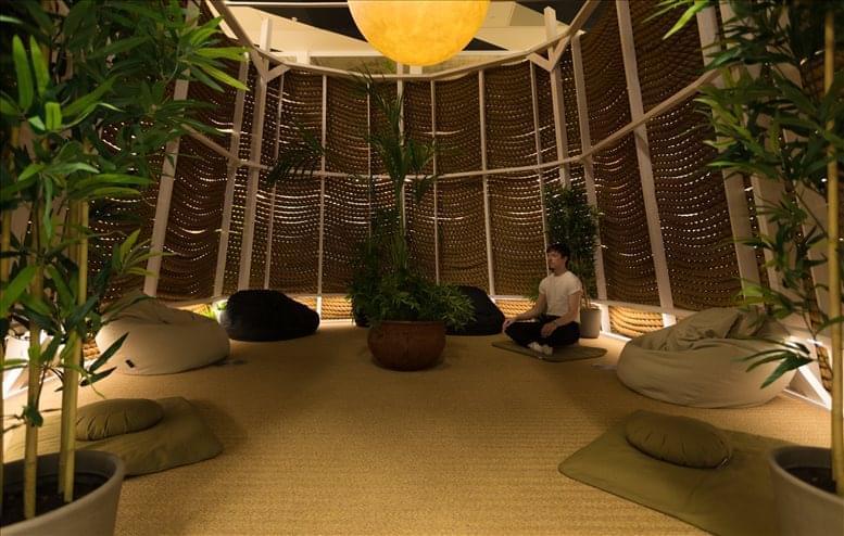 Huckletree - White City, Shepherds Bush image 3