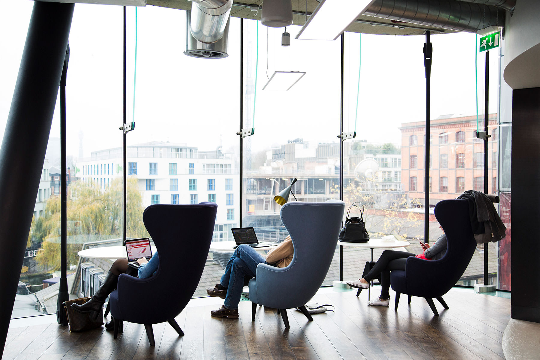 LABS London Triangle image 4