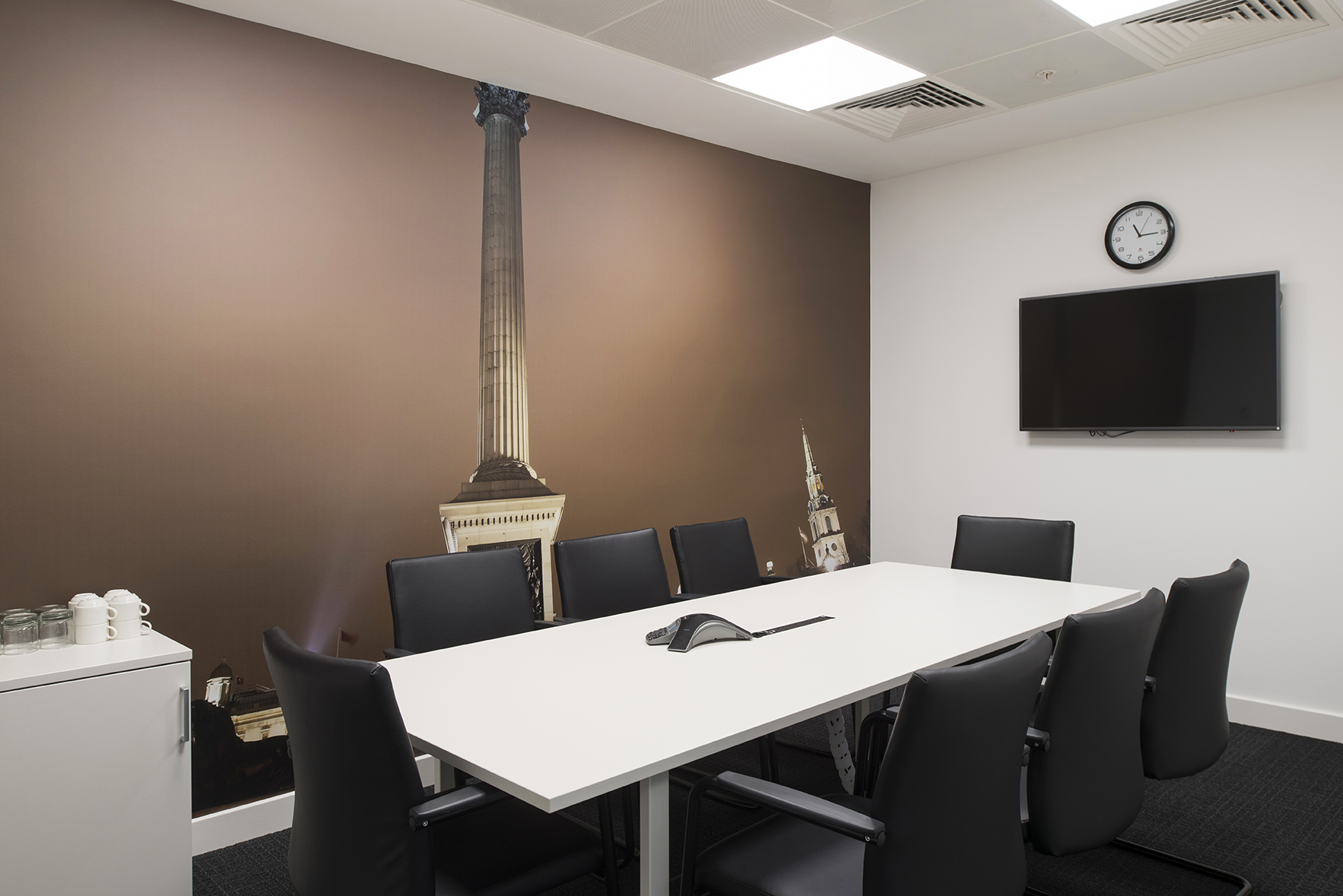 Regus Express - Heathrow, Terminal 2 image 4