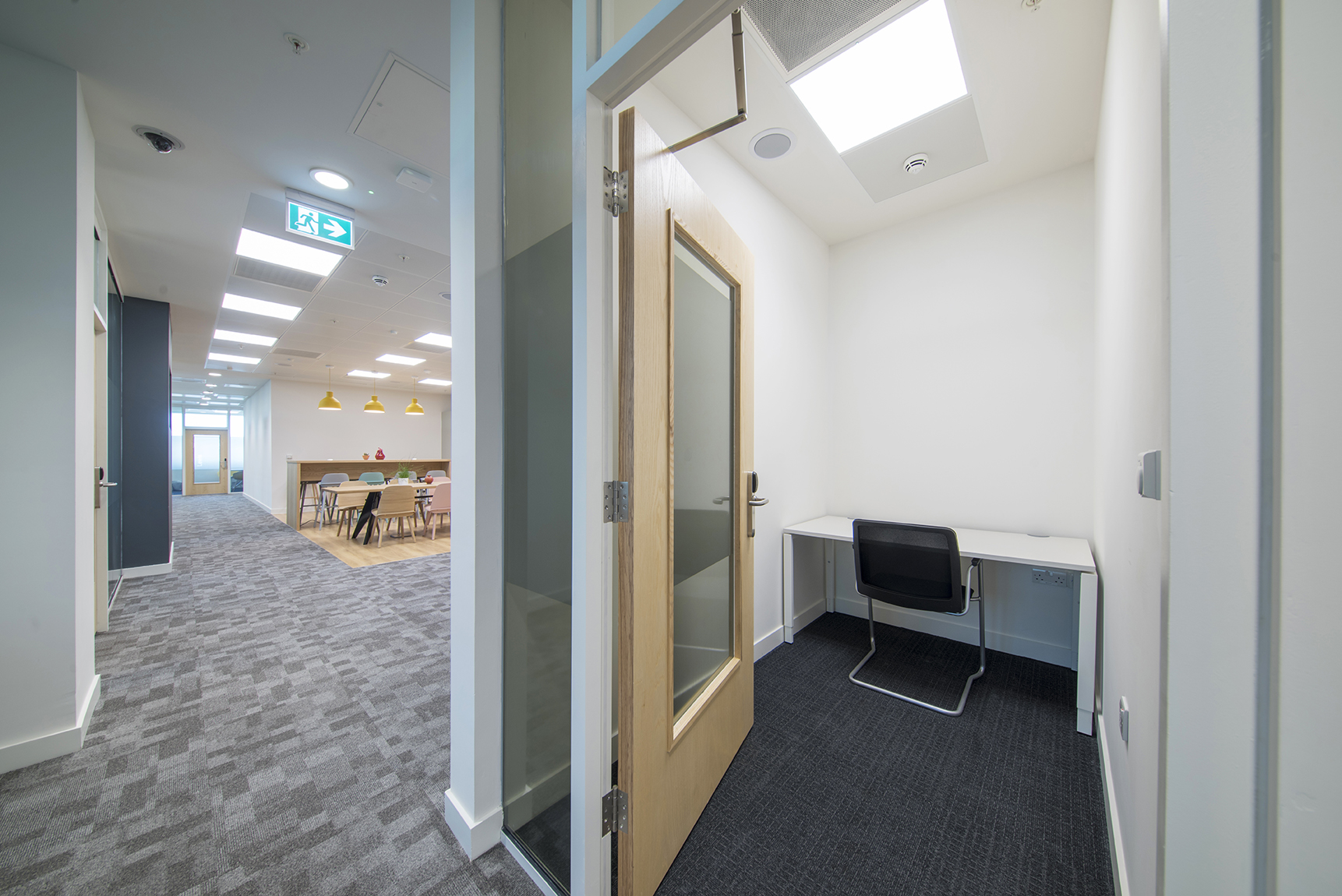 Regus Express - Heathrow, Terminal 3 image 2