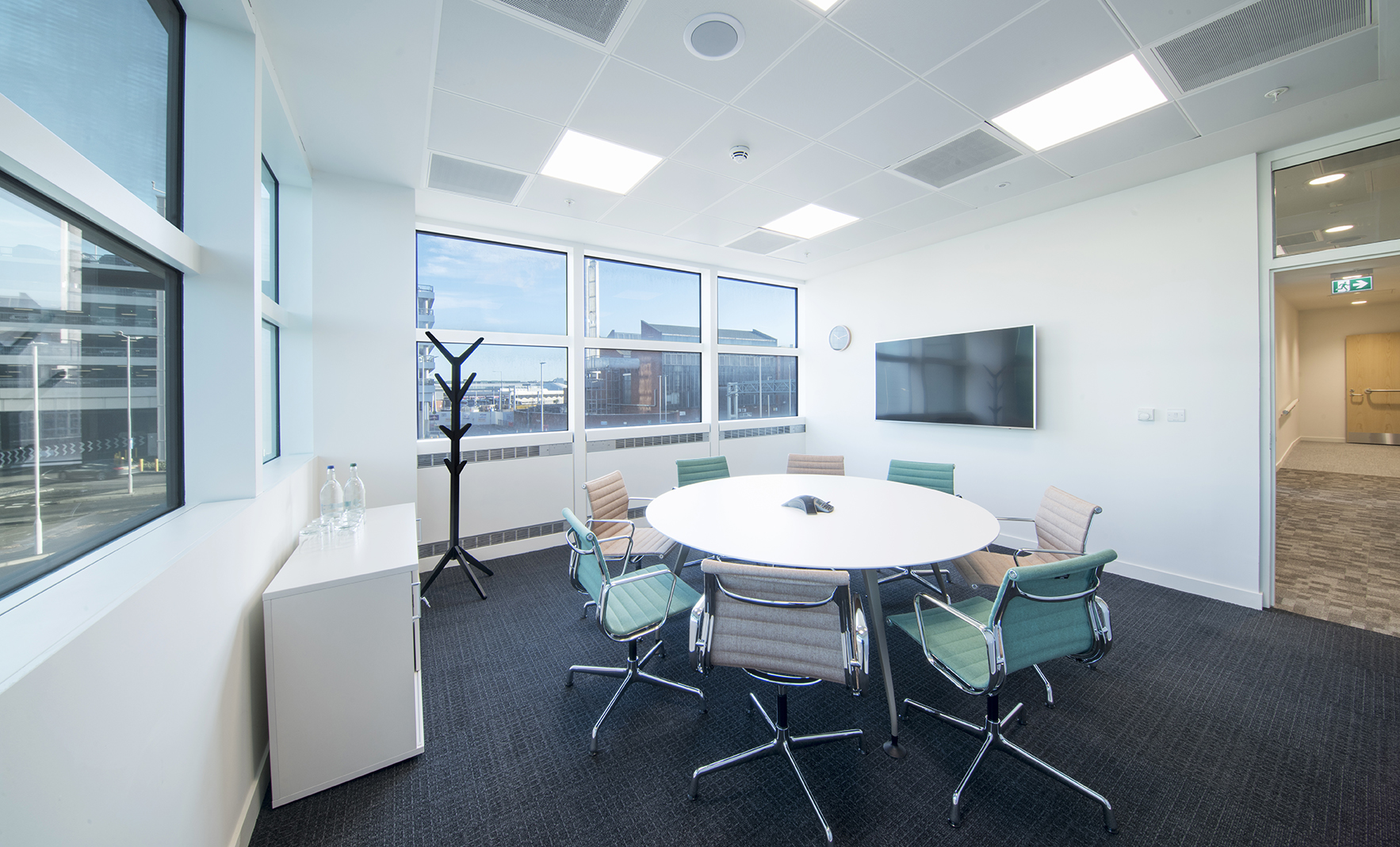 Regus Express - Heathrow, Terminal 3 image 3