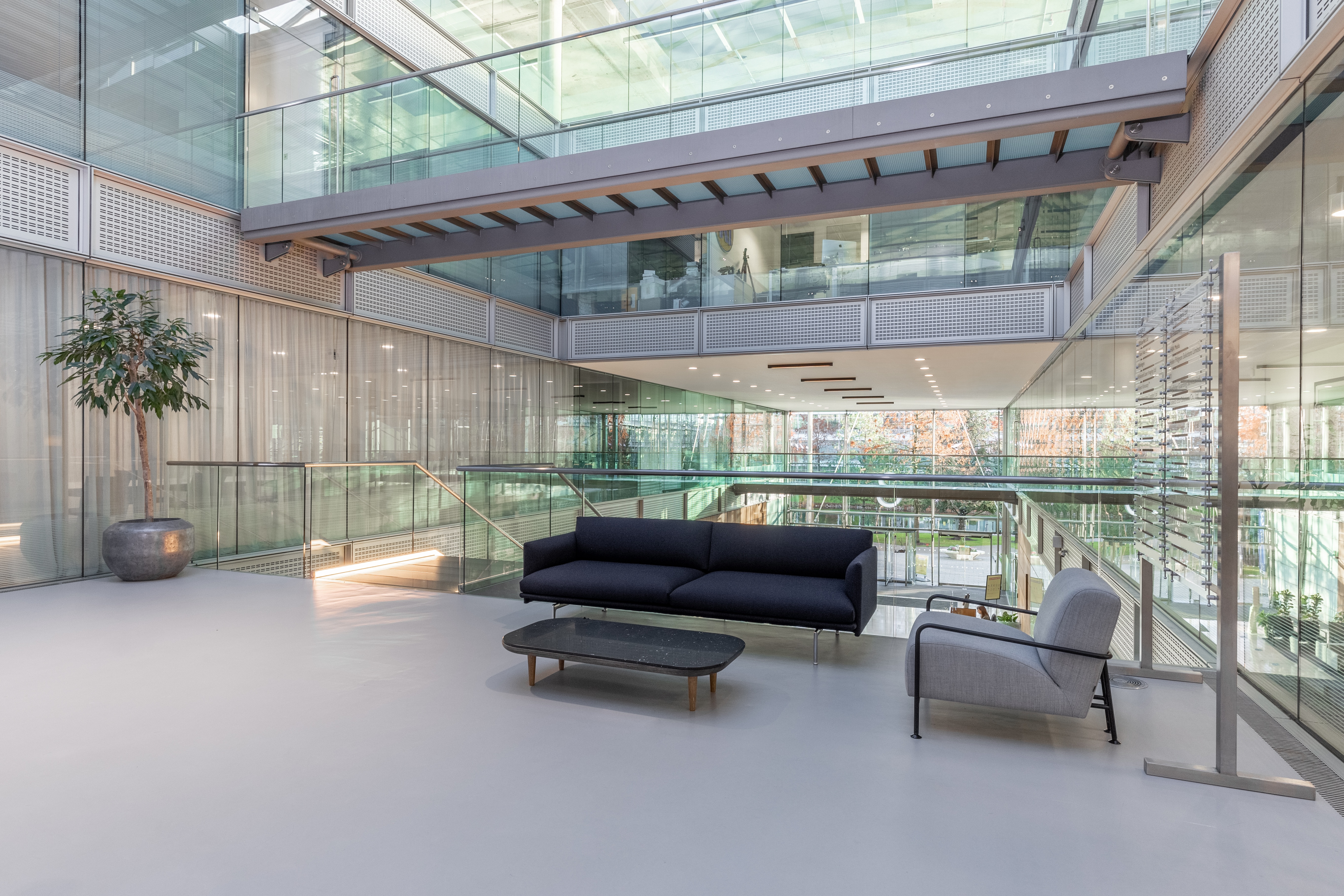 Regus - London Chiswick Park image 1