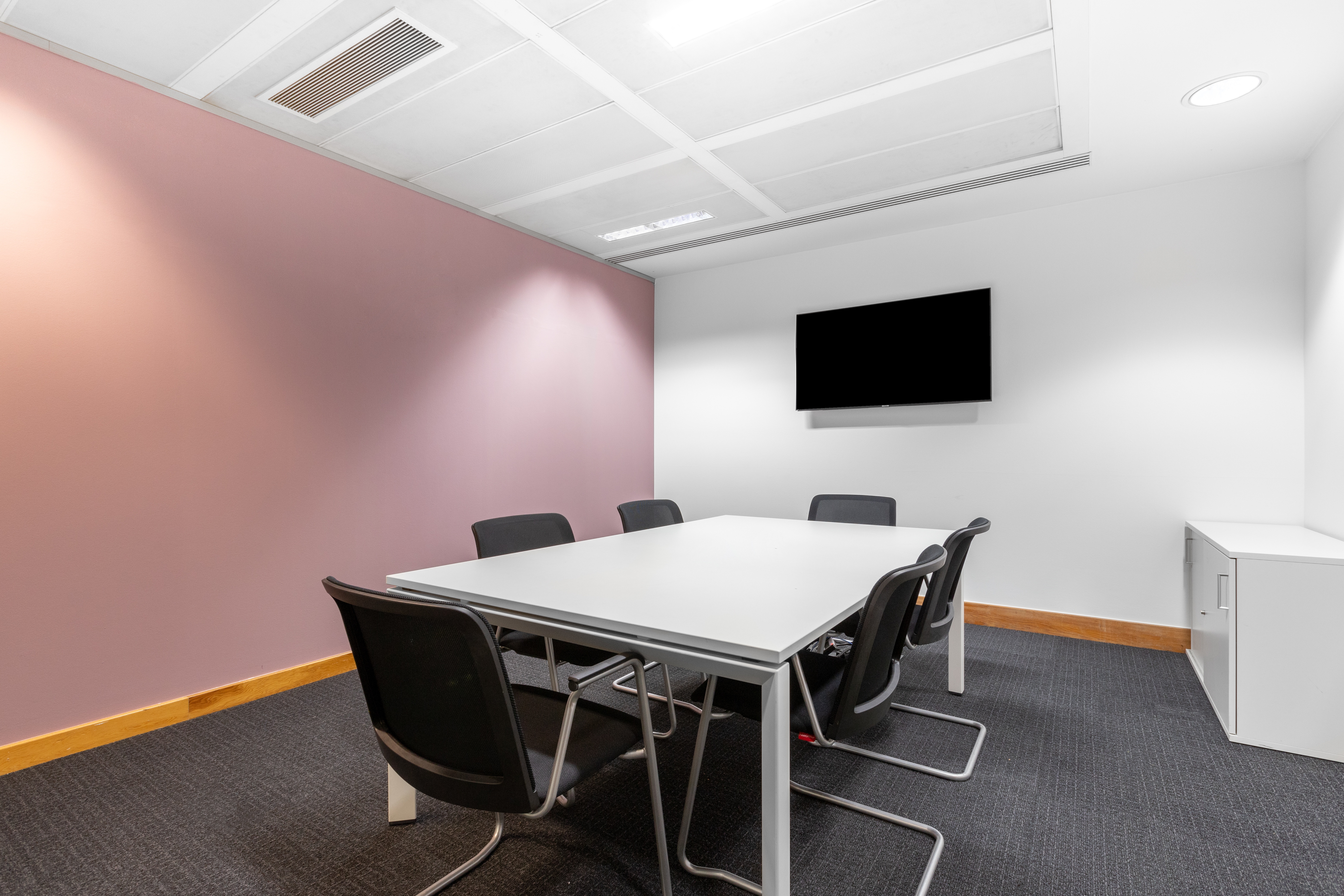 Regus - London, Richmond Station, Kew Road image 4