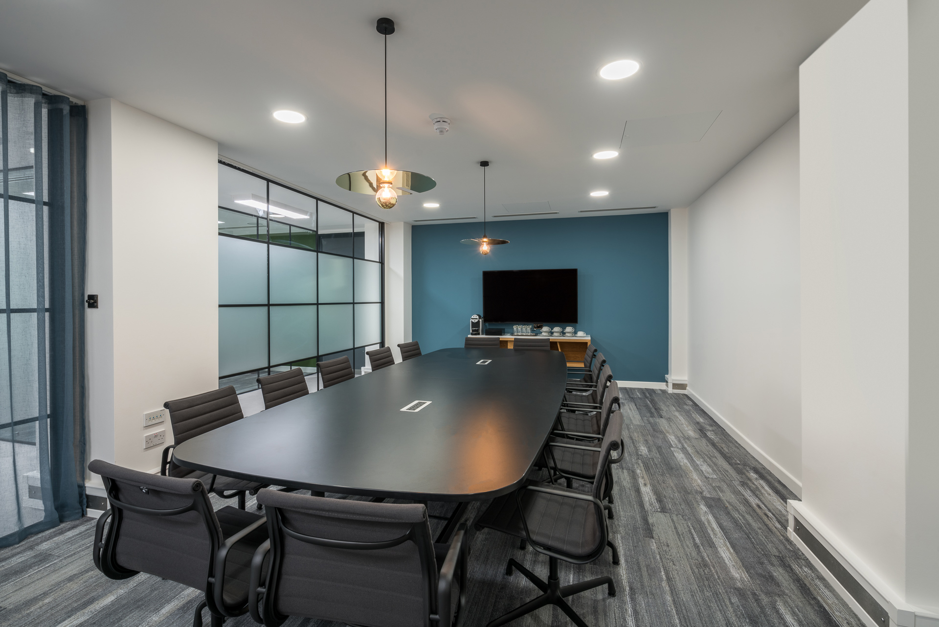 Signature by Regus - London Berkeley Square image 4