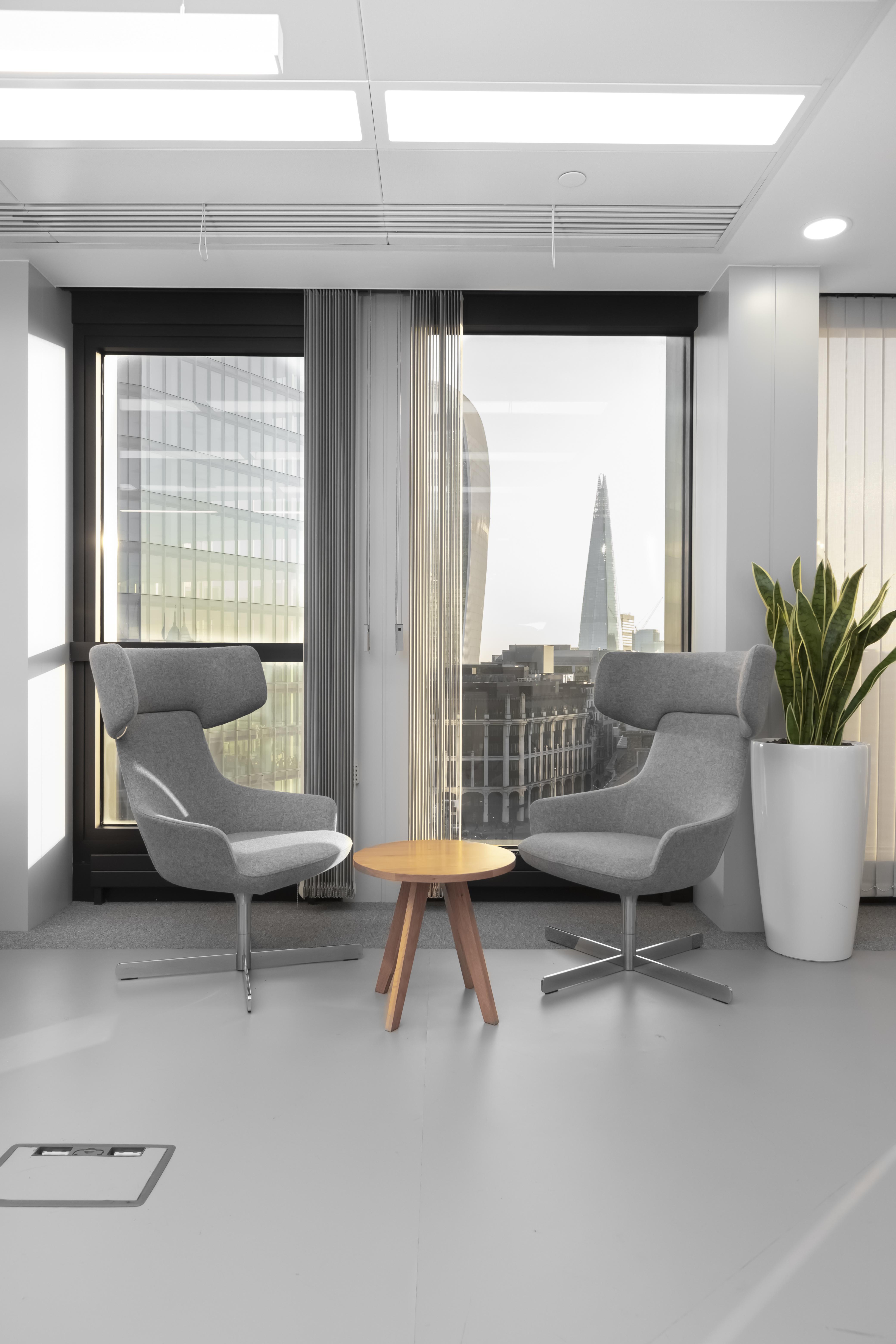 Signature by Regus - London Tower 42 image 2