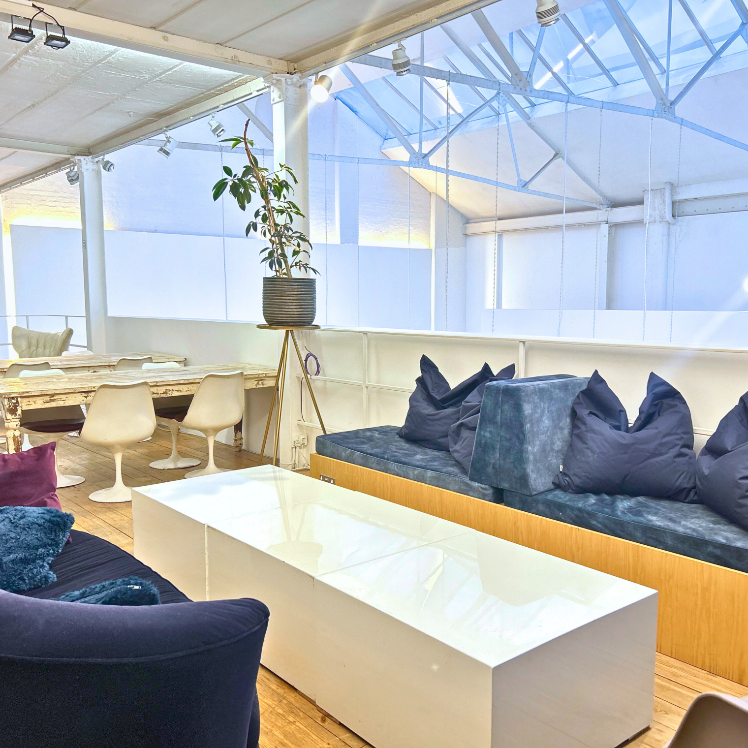 The Handbag Factory image 4