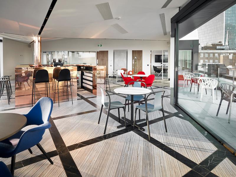 Us&Co Monument image 5