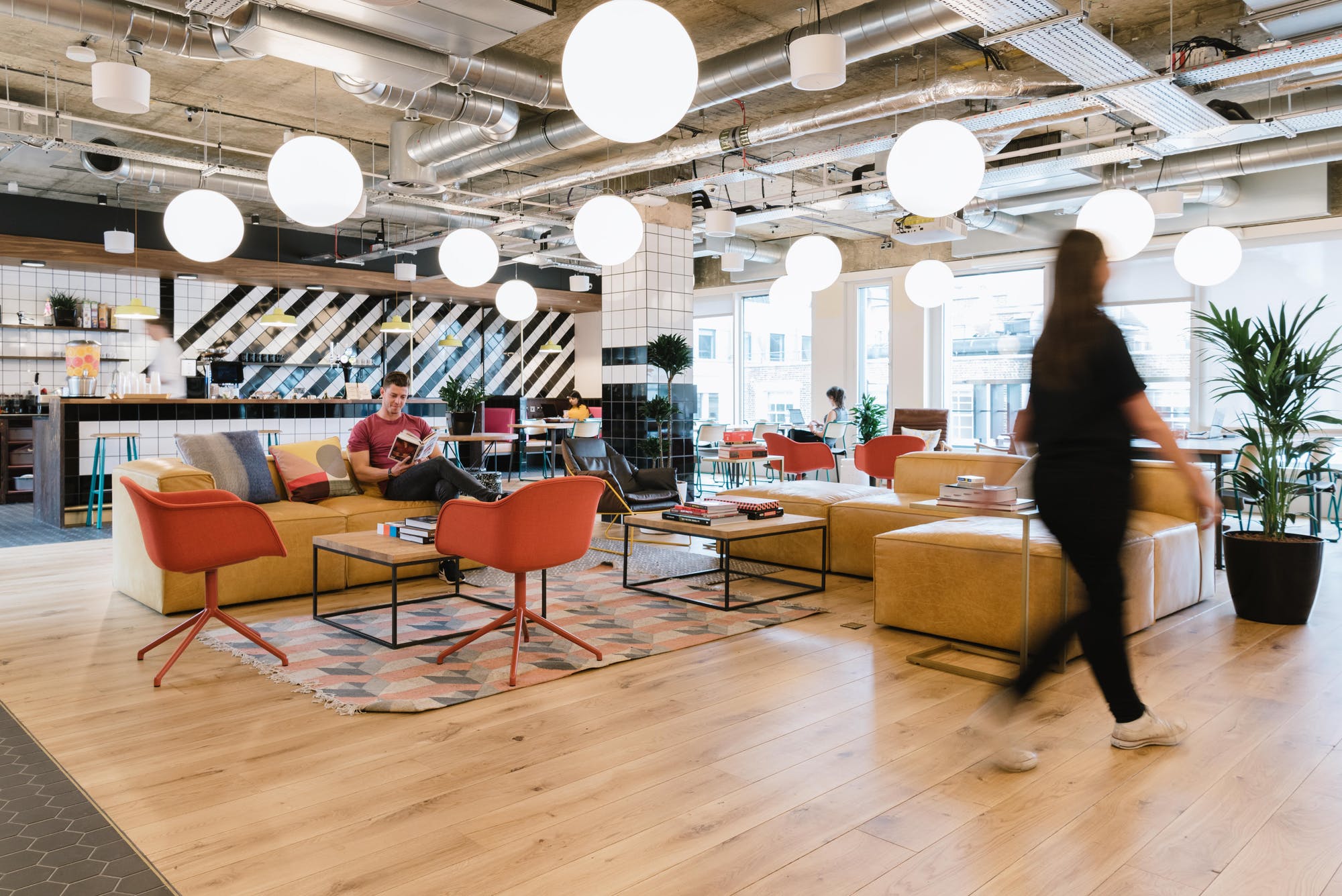 WeWork 33 Queen St image 2