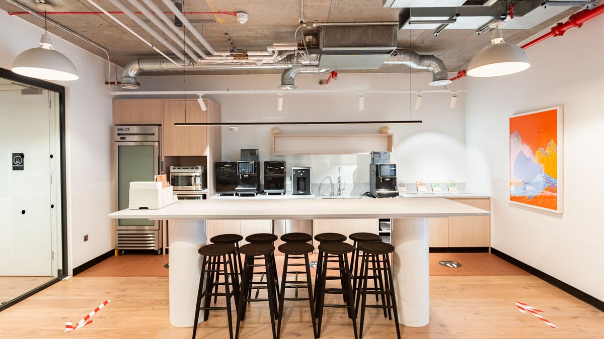 WeWork Linen Court image 2