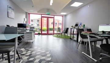 Luton Sales and Lettings image 1