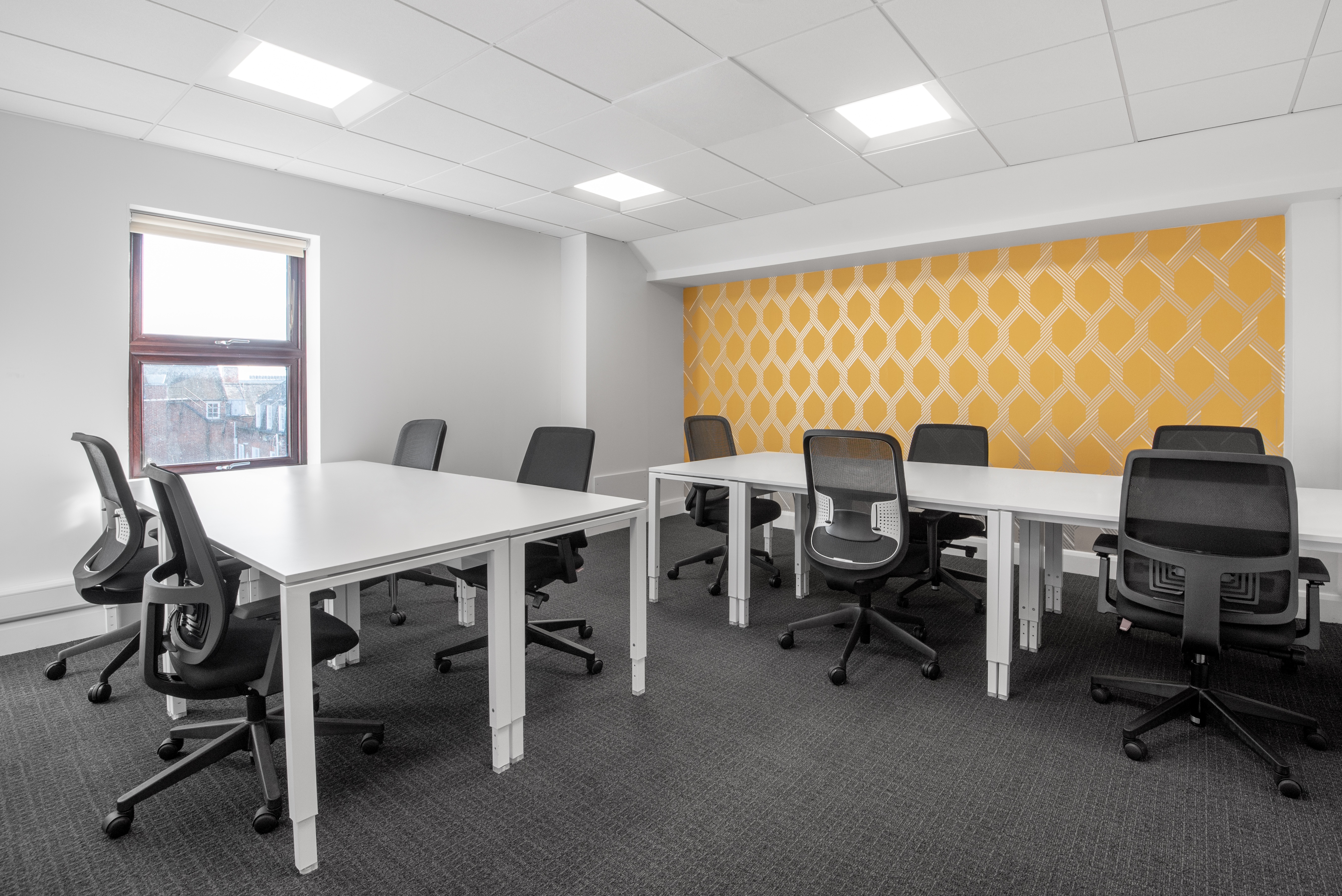 Regus - Newbury Oxford House image 3