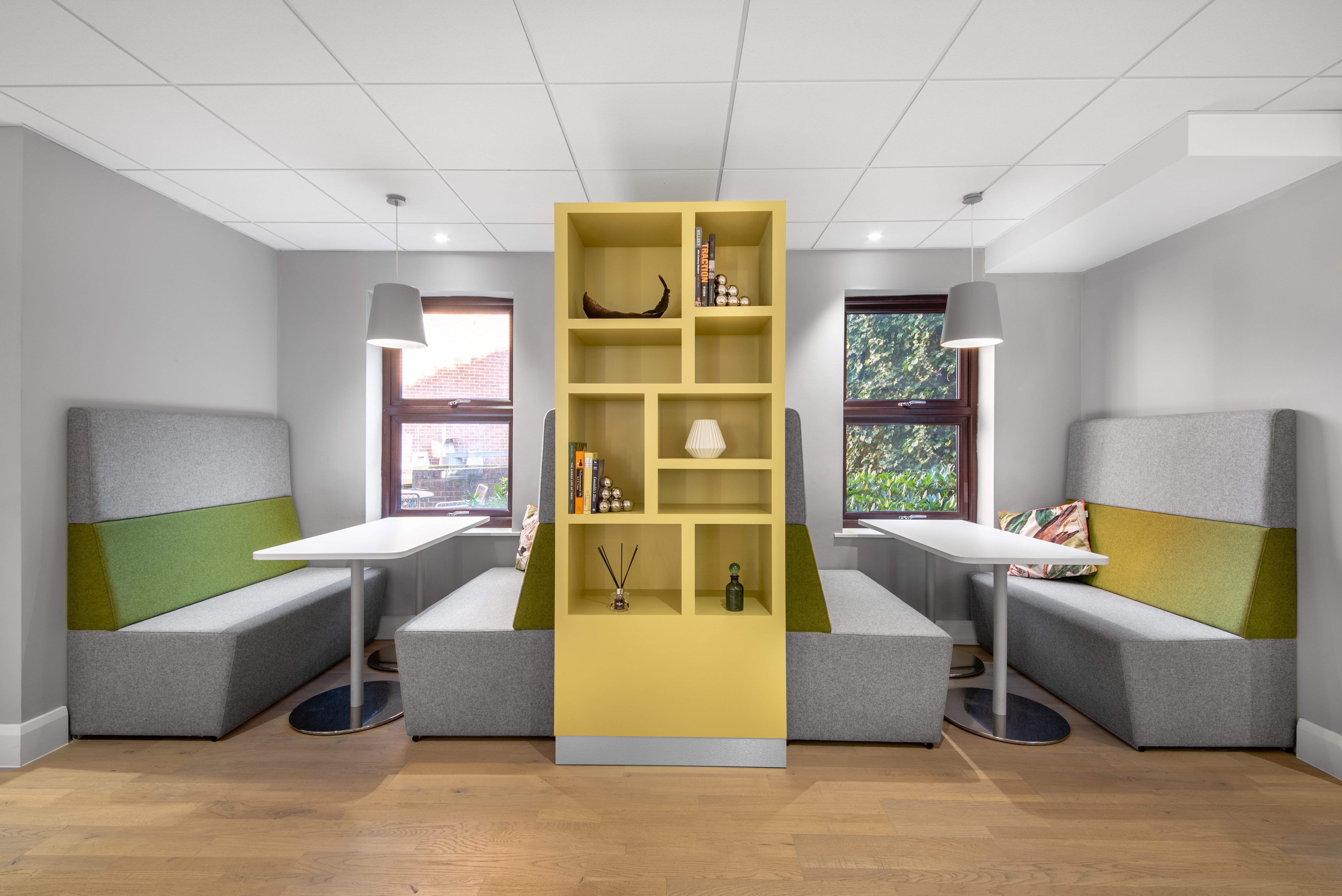 Regus - Newbury Oxford House image 5