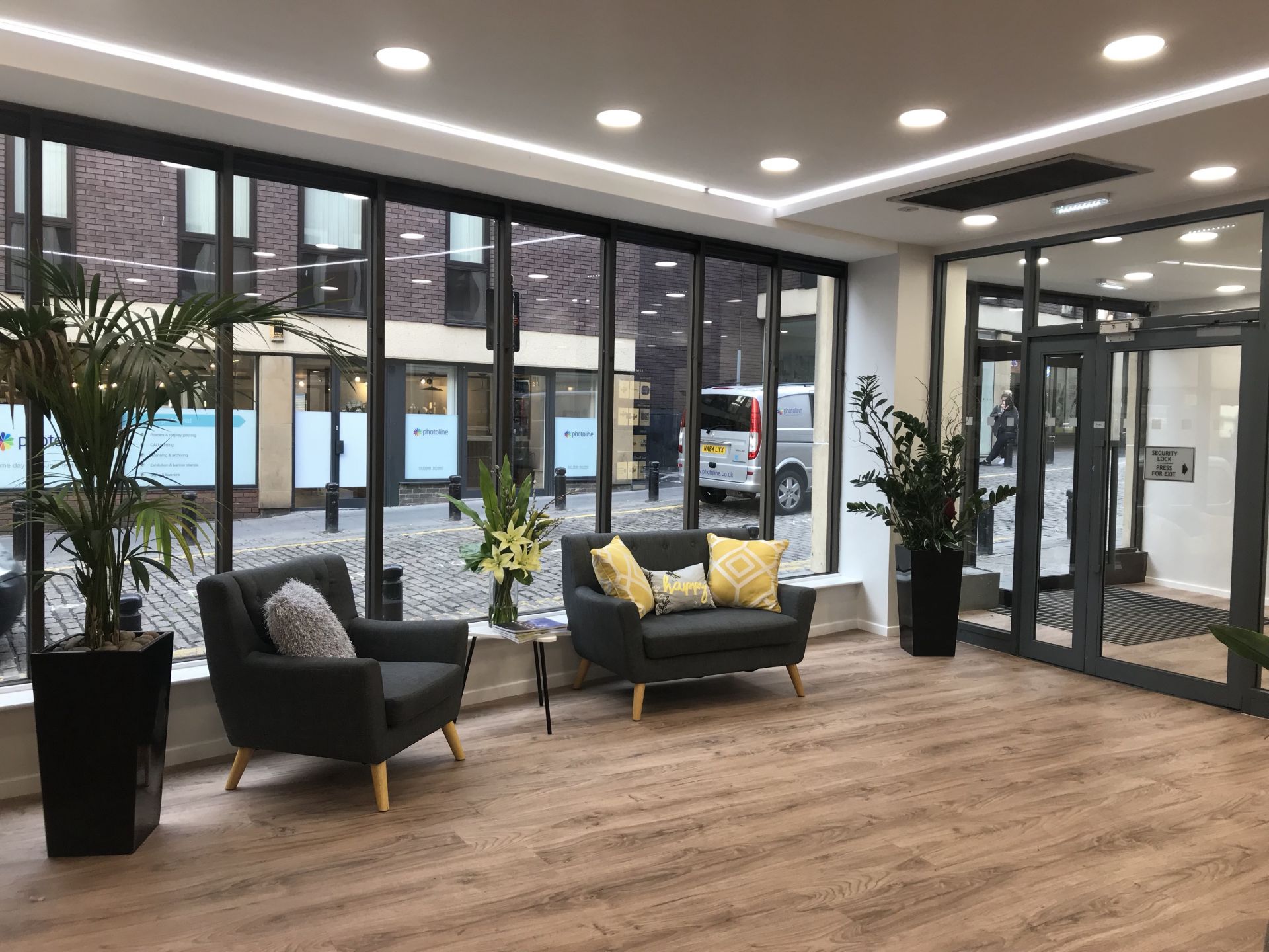 Regus Cloth Market image 5