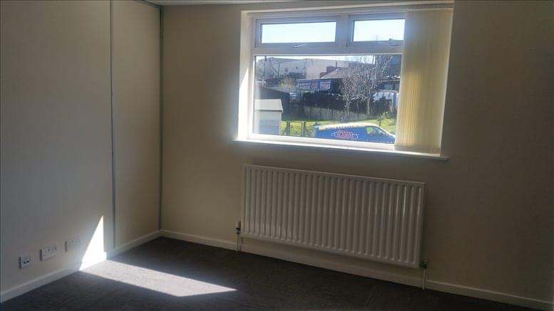 Italia House Business Centre image 3