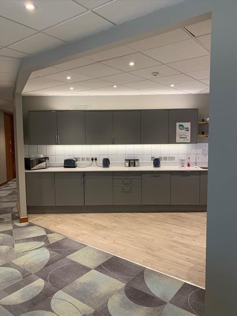 Podium Space image 5