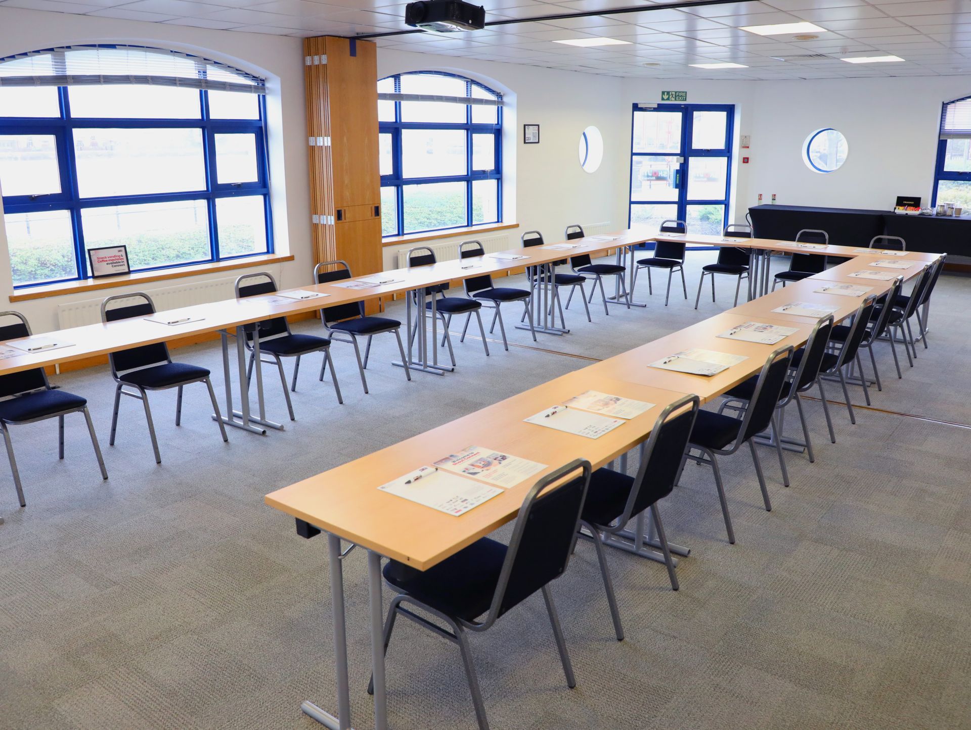 Shout Connect Meeting & Co-working Space image 4