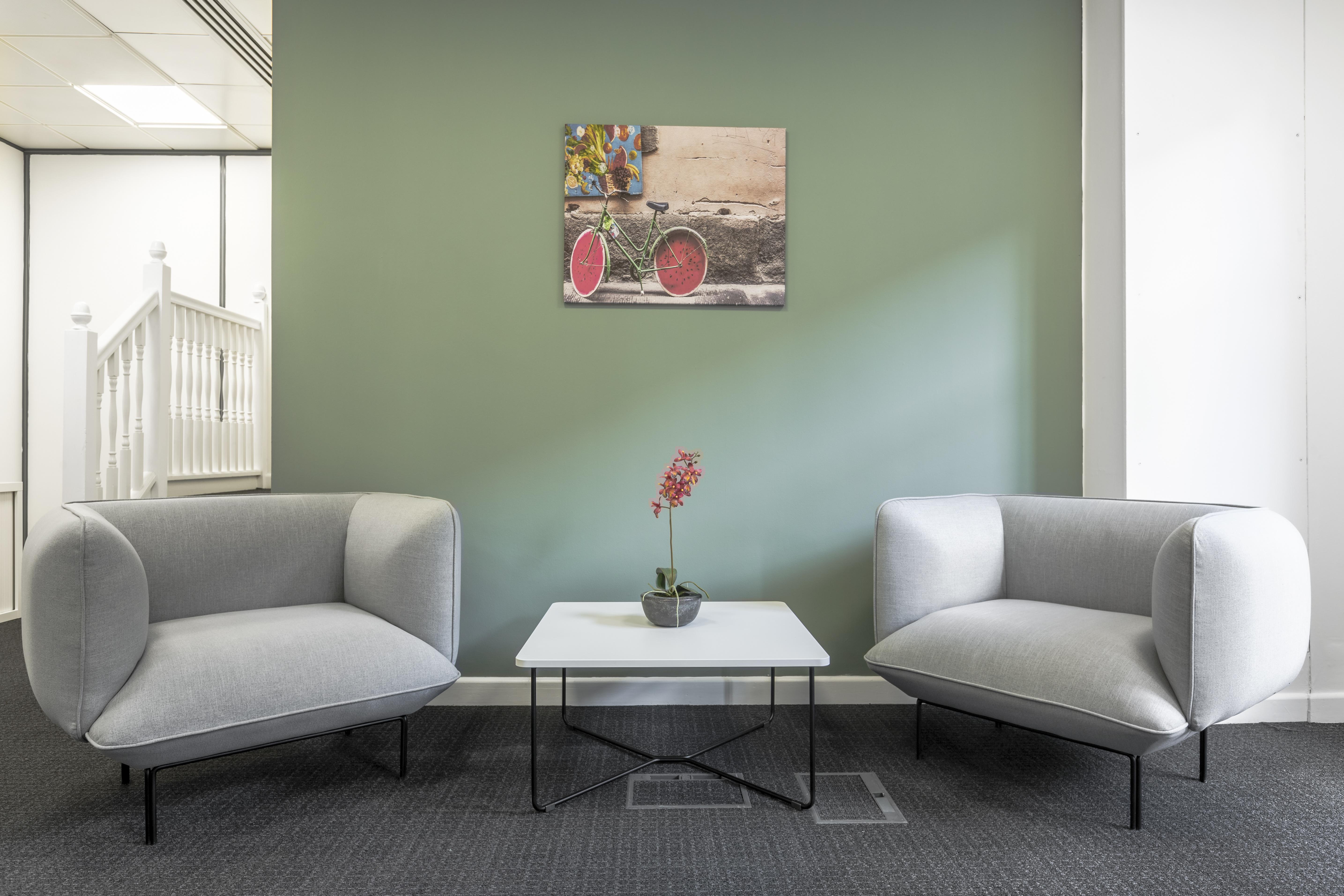 Regus - Redhill Town Centre image 5