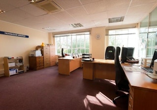 Send Business Centre image 2