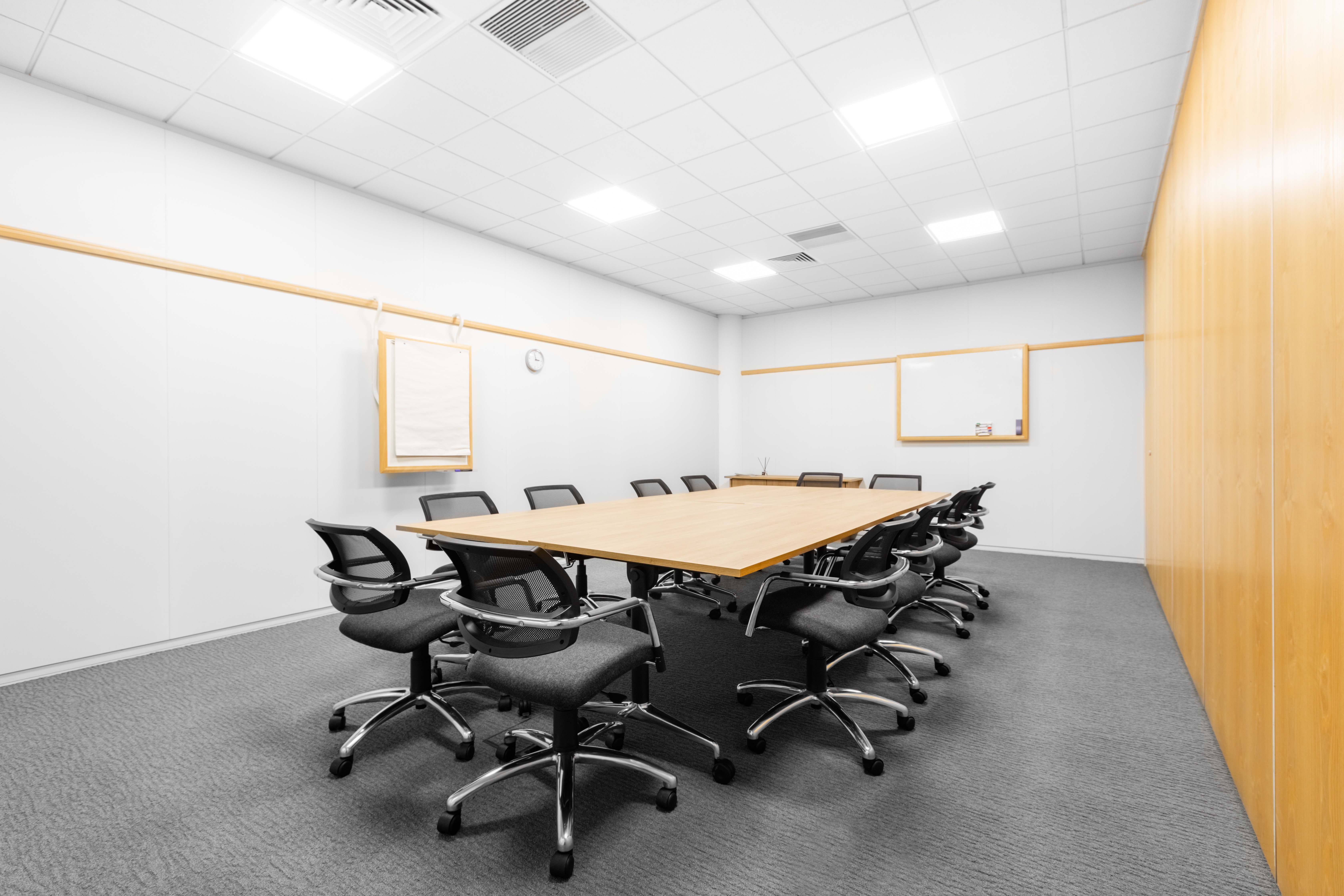 Regus - Slough Bath Road image 4