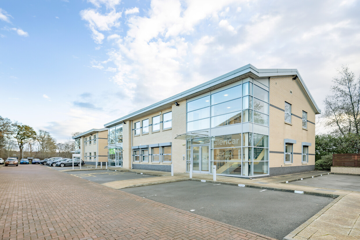 Acer Healthcare Ltd image 2