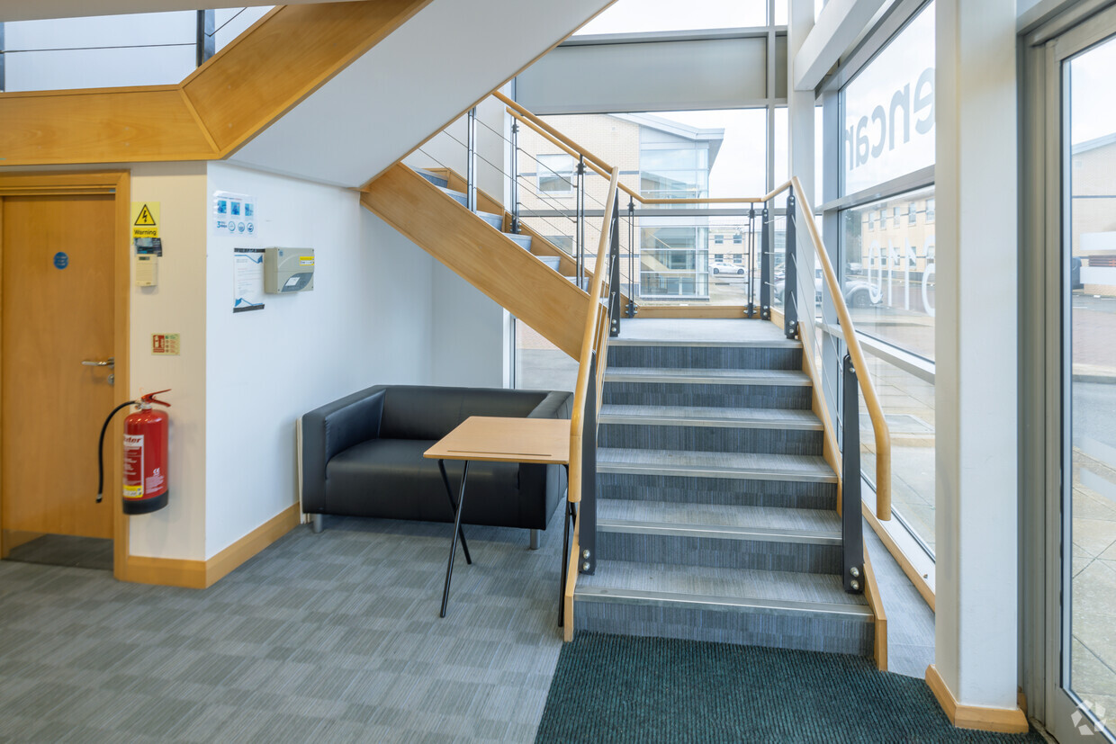 Acer Healthcare Ltd image 5