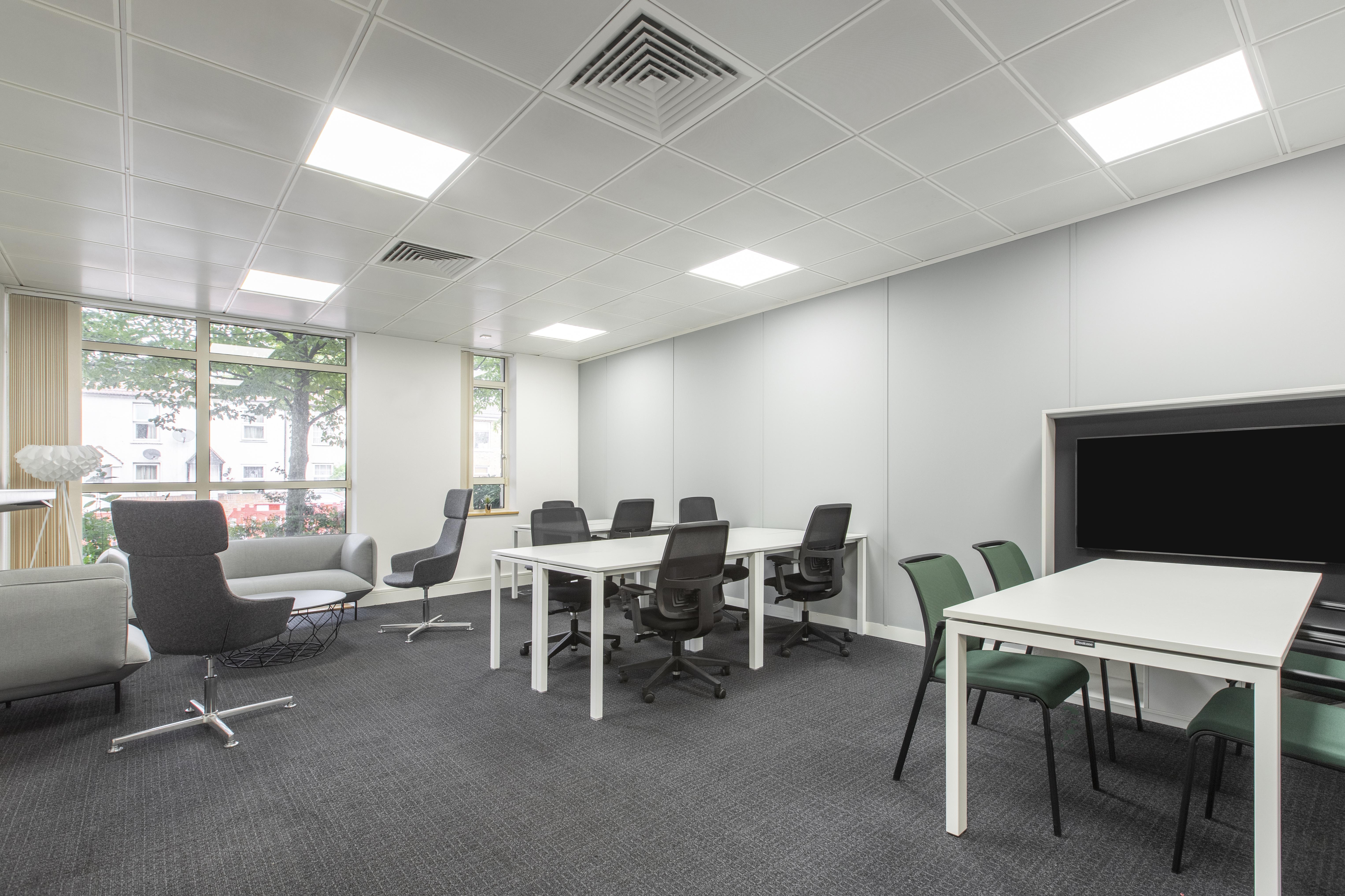 Regus - Staines, London Road image 5