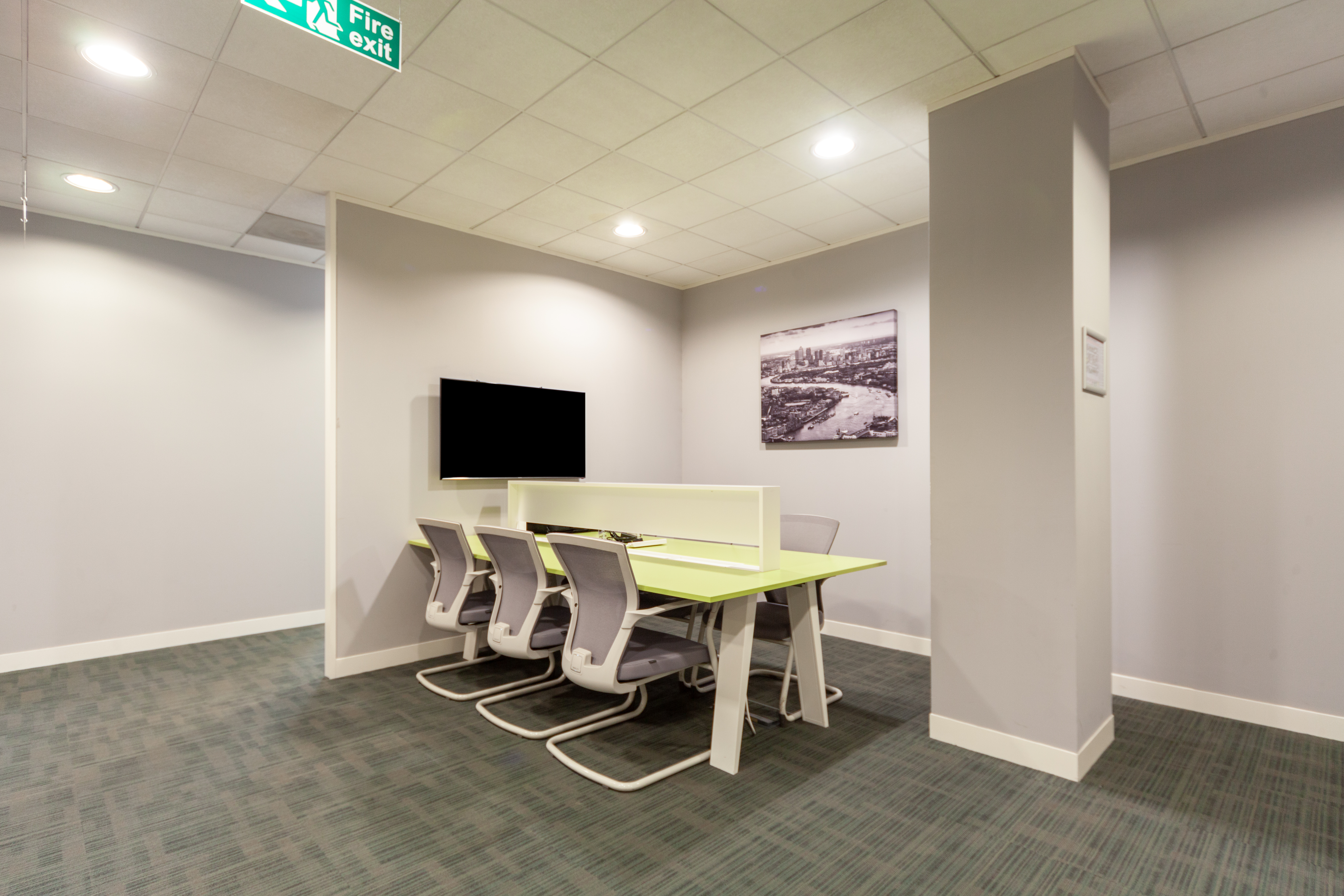 Regus - Welwyn Garden City, Welwyn Falcon Gate image 4