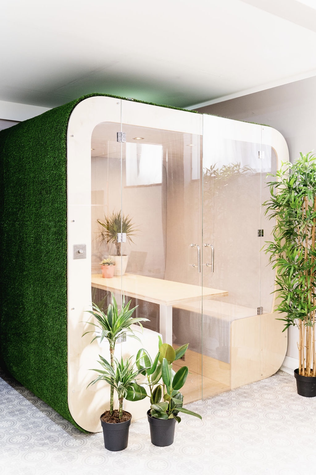 Maven - Boutique Style Coworking for Women image 5