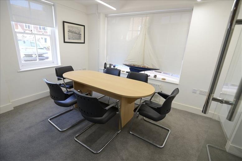 Hurst House Offices Ltd image 3