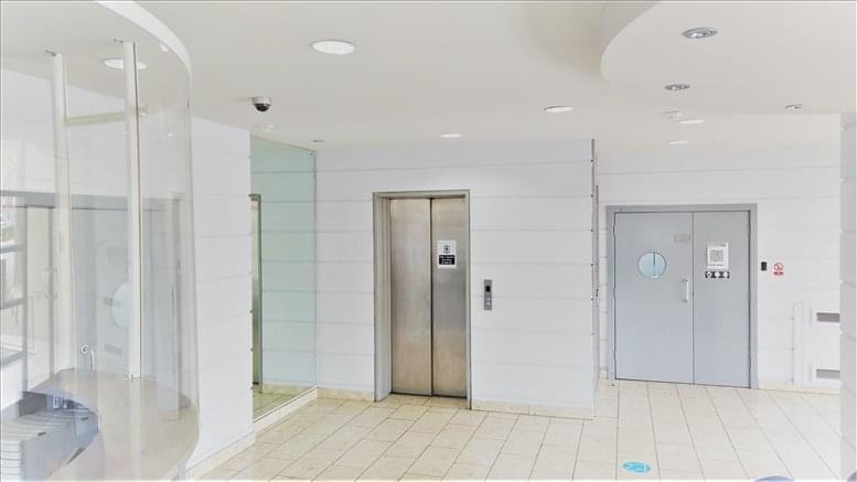 UKO Serviced Offices Limited image 5