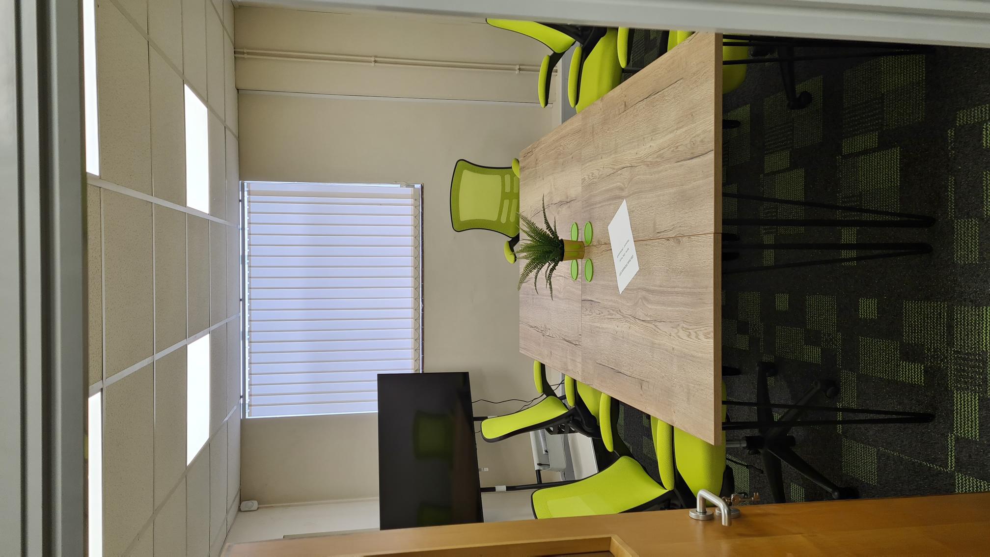 Oak House Workspace image 5