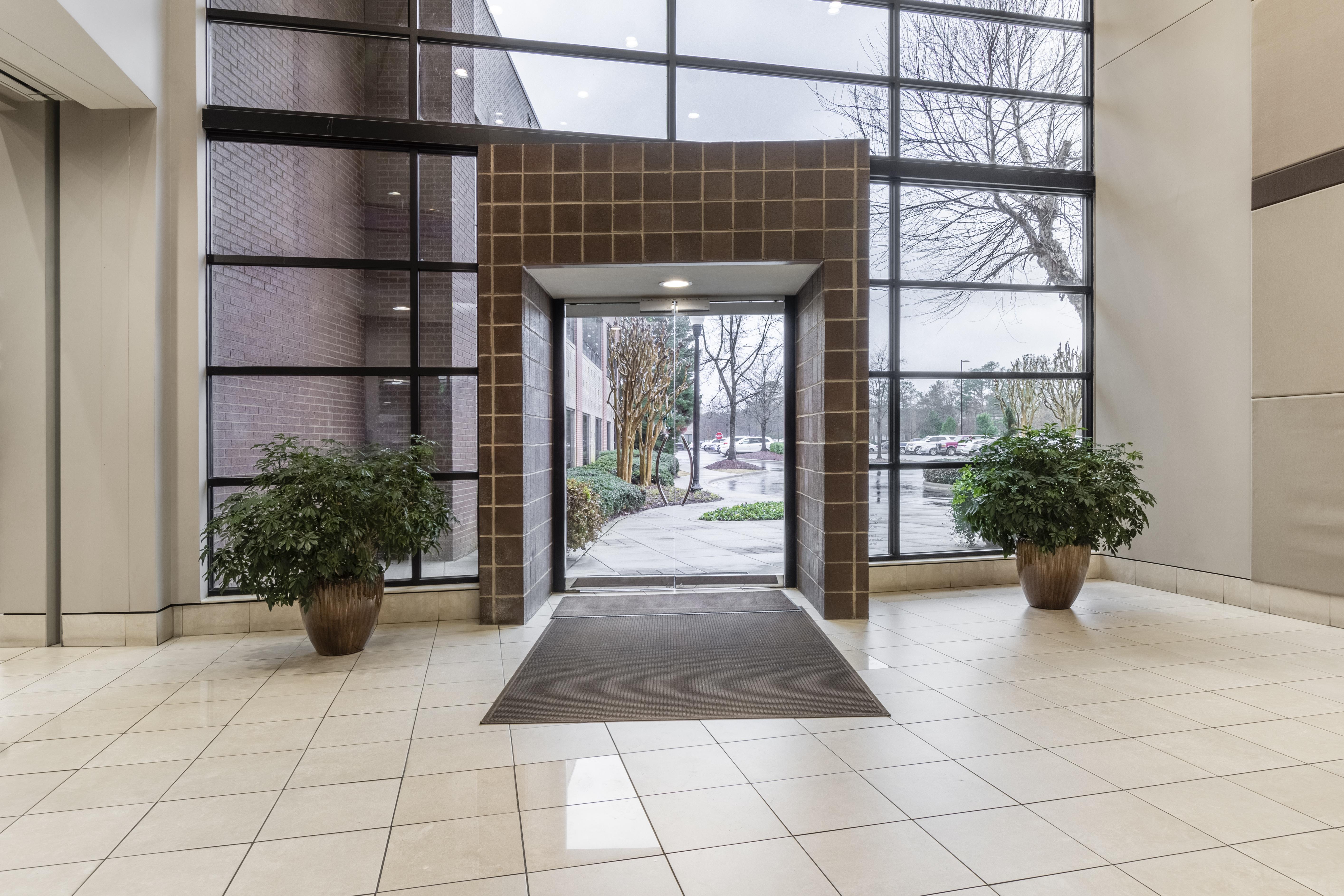 Regus - Alabama, Birmingham - Meadow Brook image 1