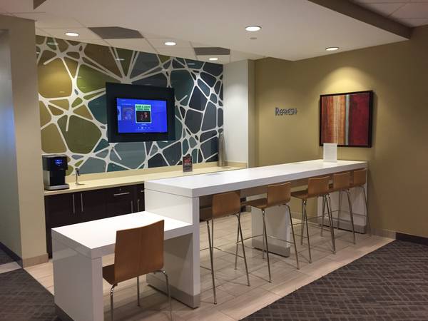 Regus Stapley Corporate Center image 3