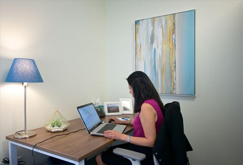 Office Evolution Phoenix image 3