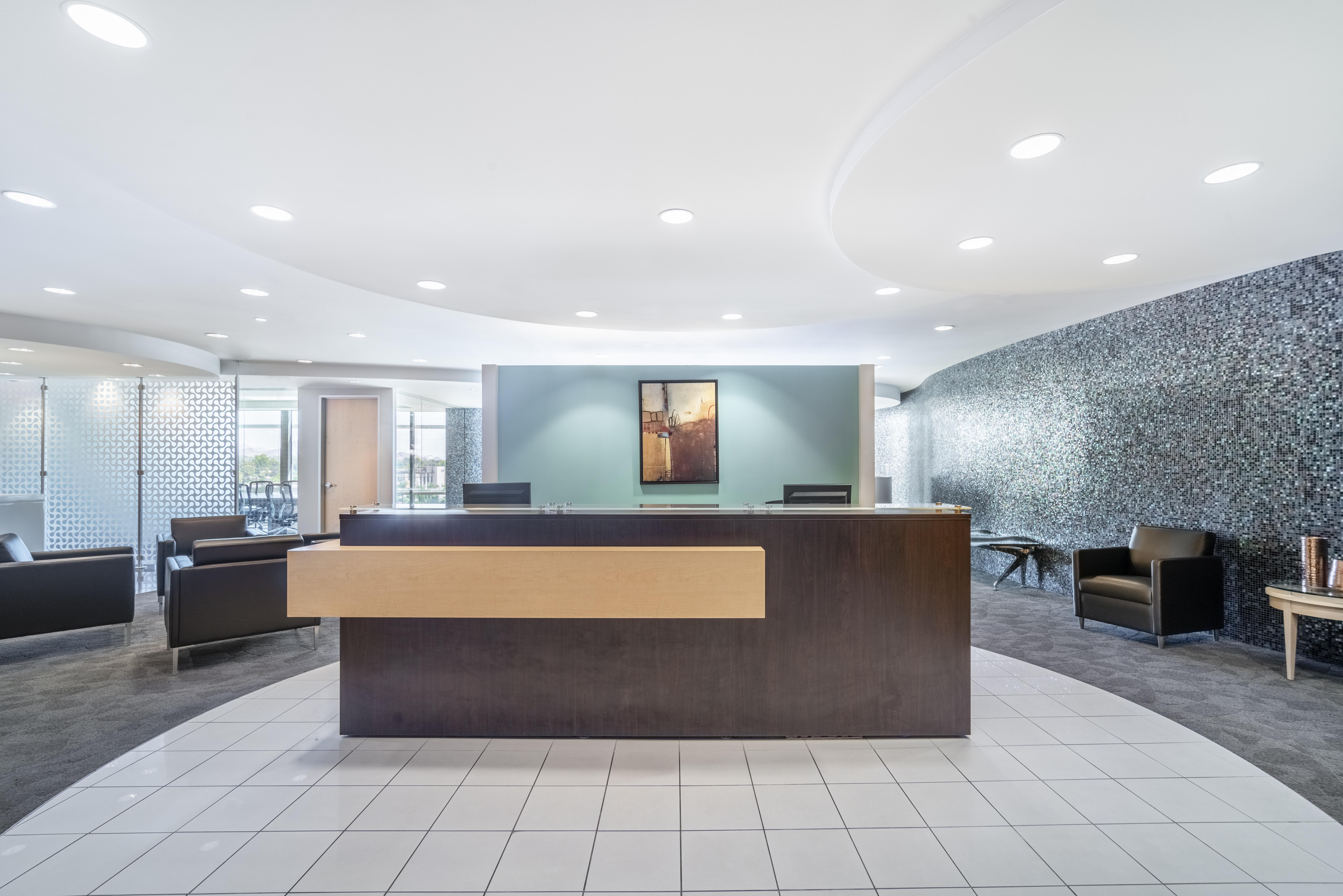 Regus - Arizona, Phoenix - 24th and Camelback image 2