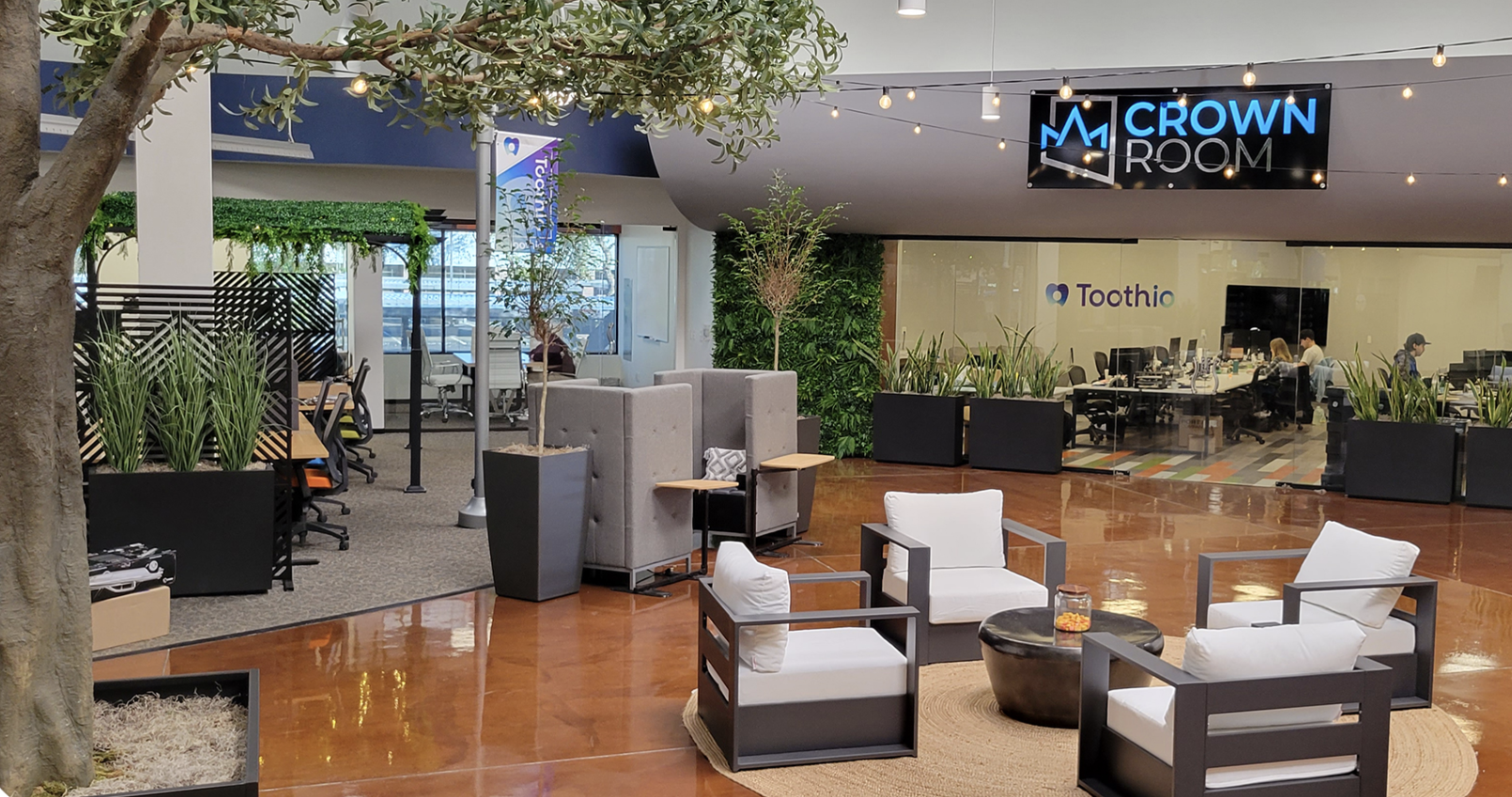 The Crown Room image 2