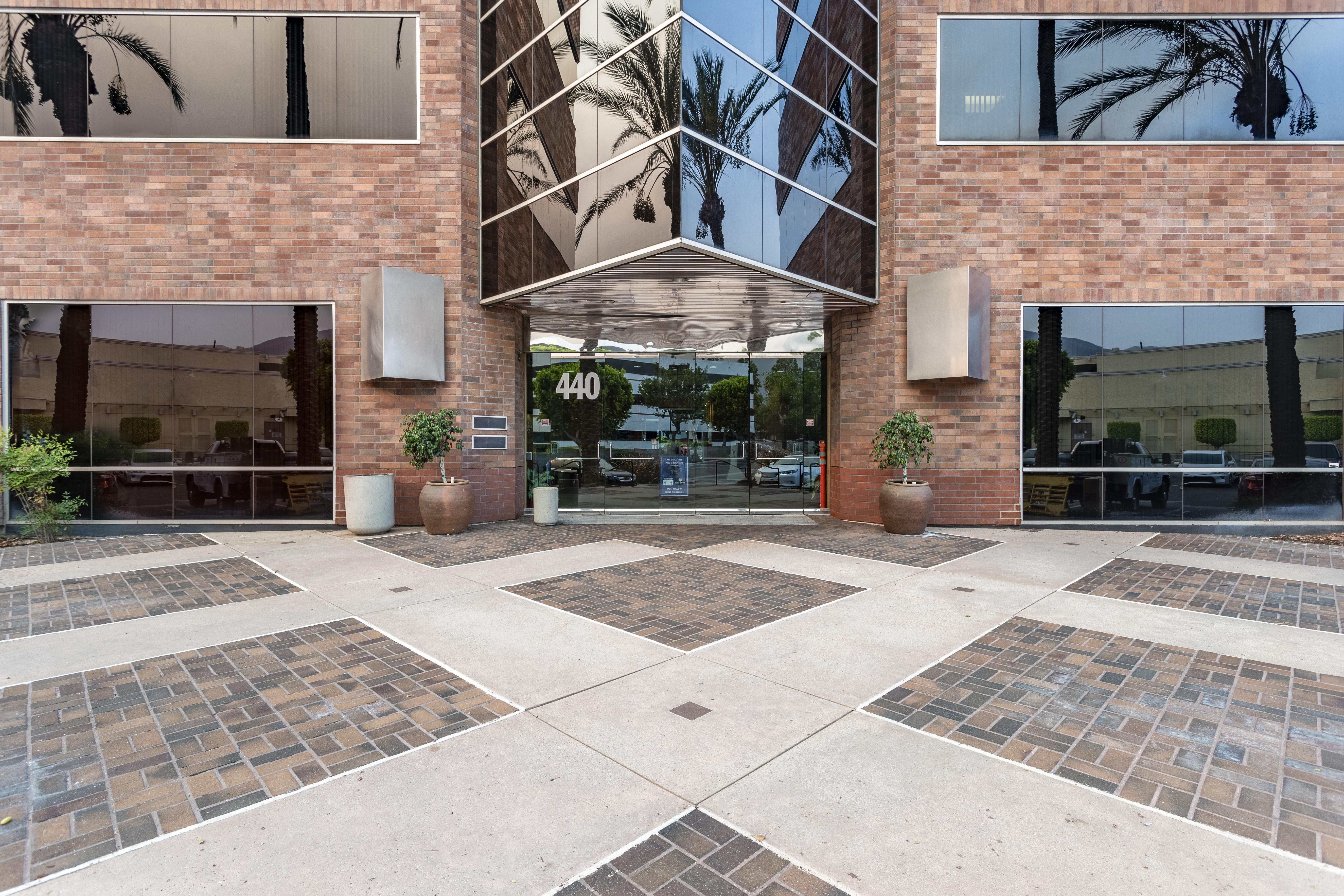 Regus - California, Arcadia - Huntington Drive image 1