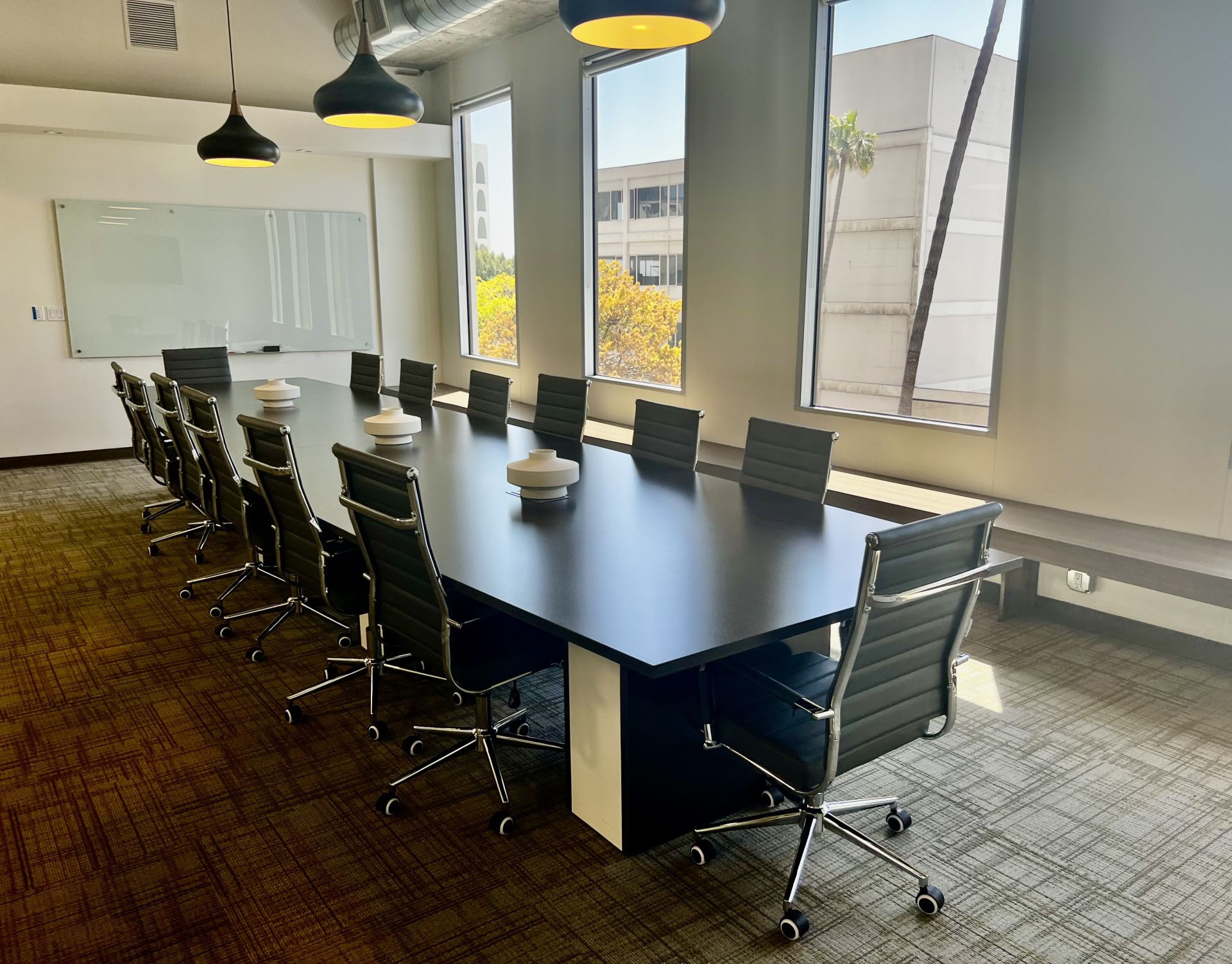 Beverly Hills Gateway Business Center image 4