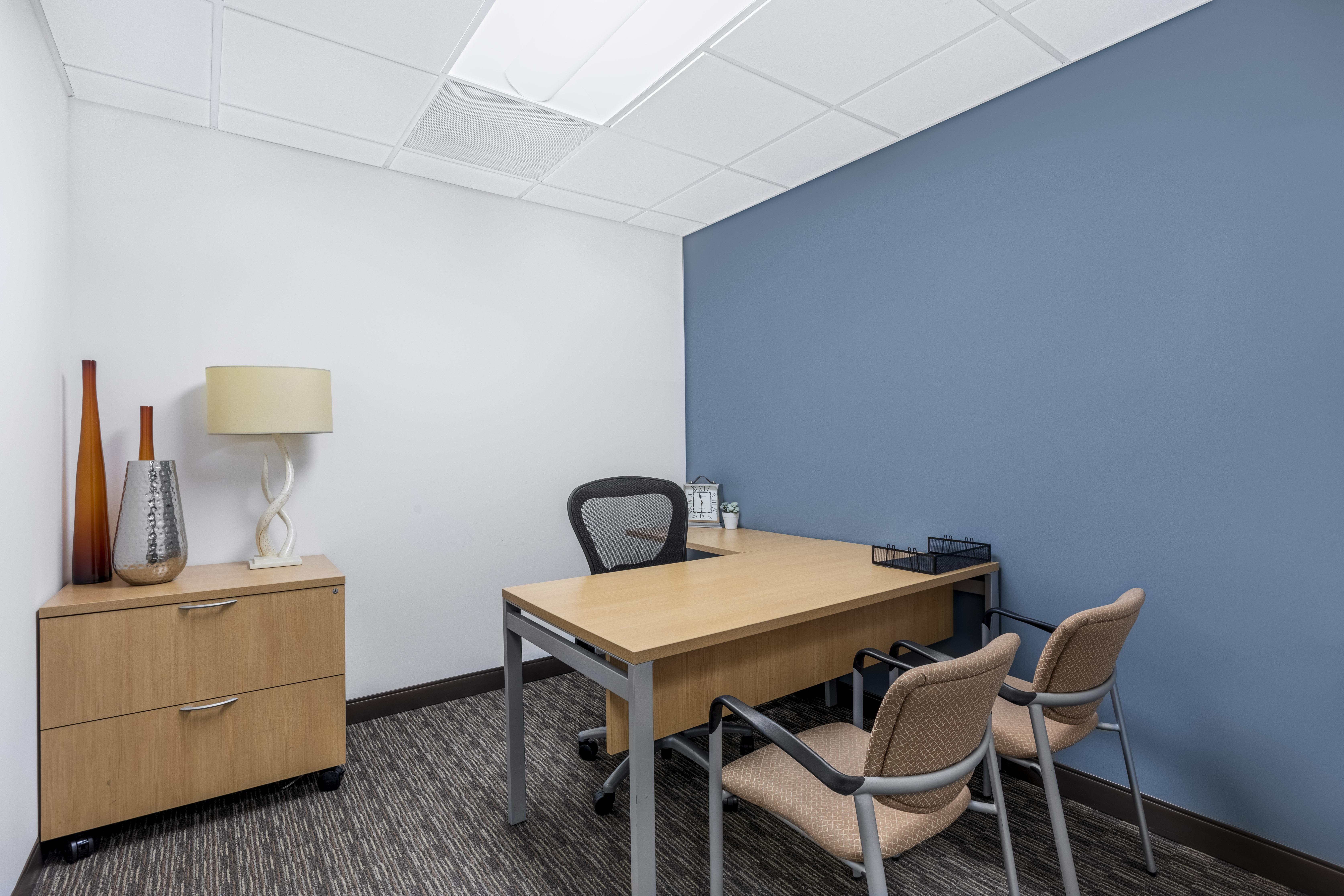 Regus - California, Beverly Hills - Wilshire Beverly image 3