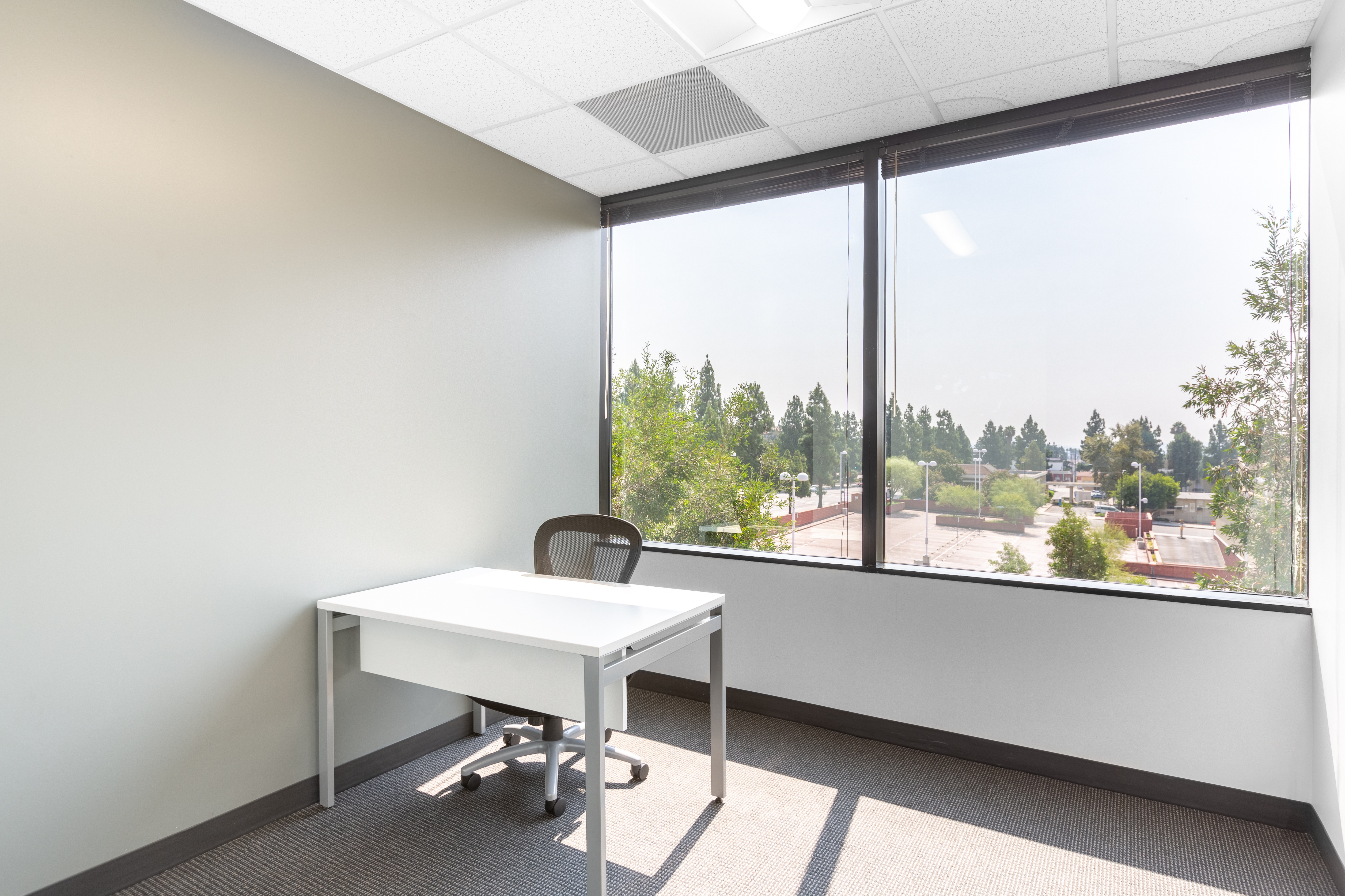 Regus - California, Burbank - Burbank Business District image 3