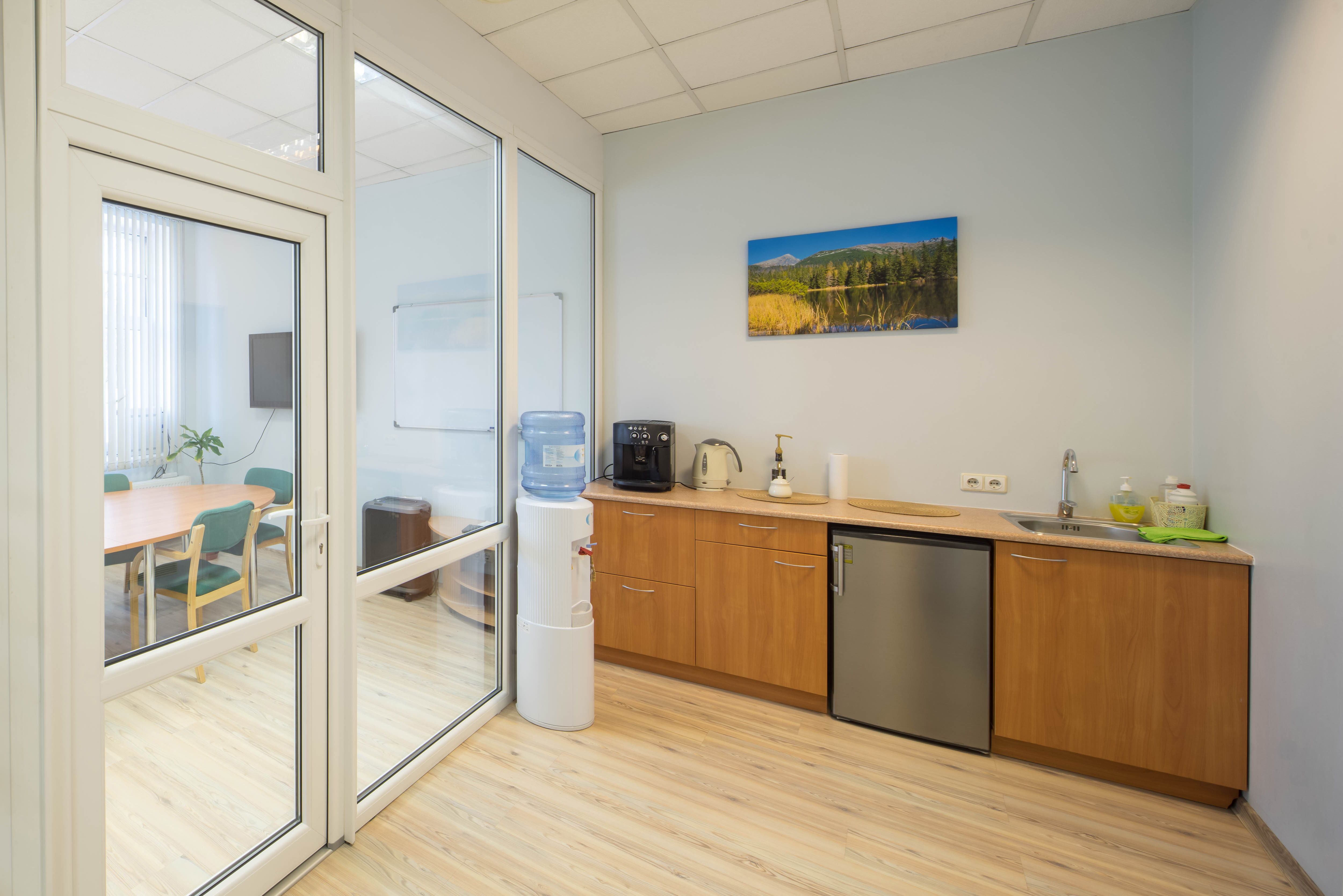 Premier Workspaces image 2