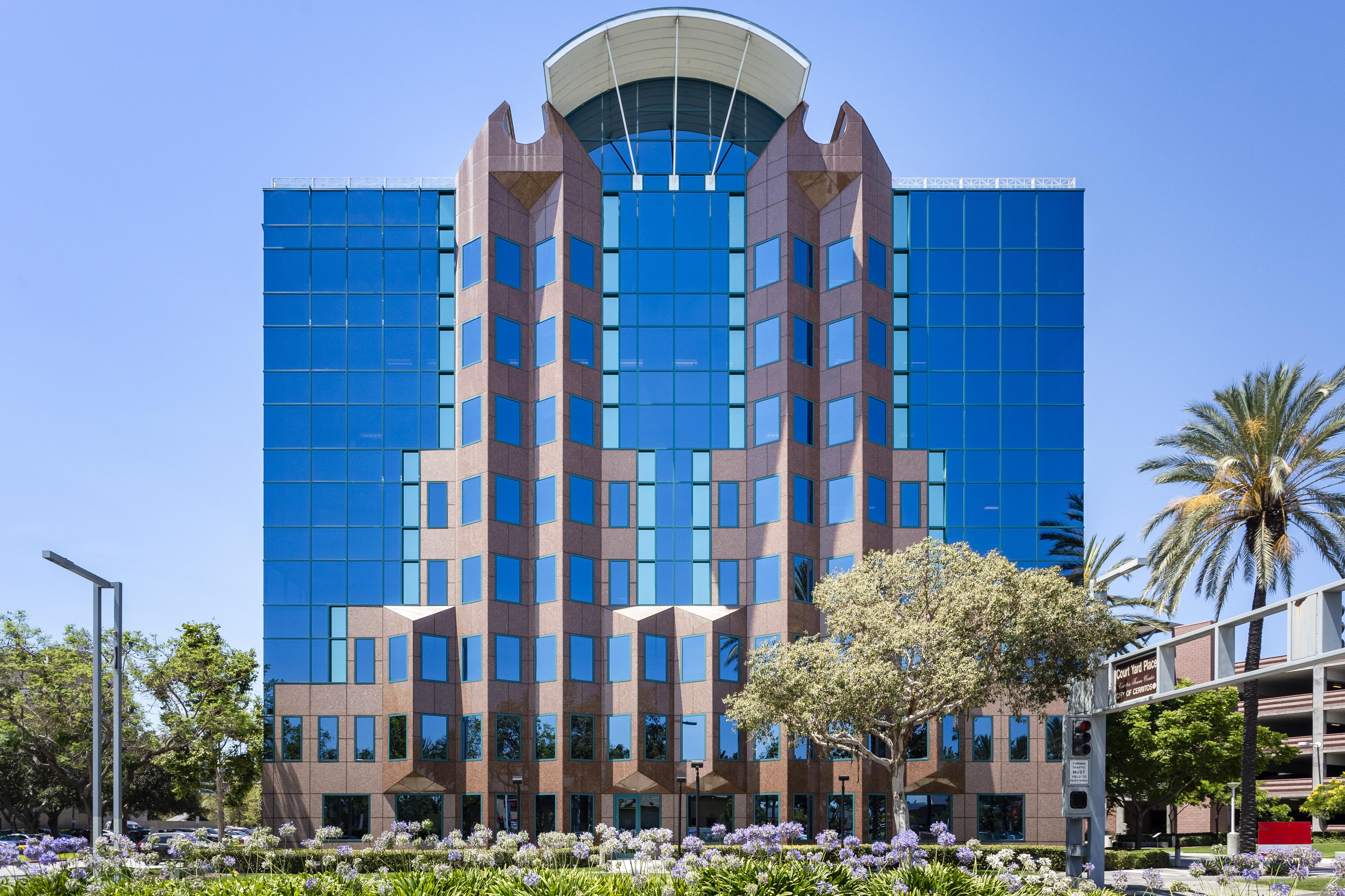 Regus - California, Cerritos - Cerritos Towne Center image 1