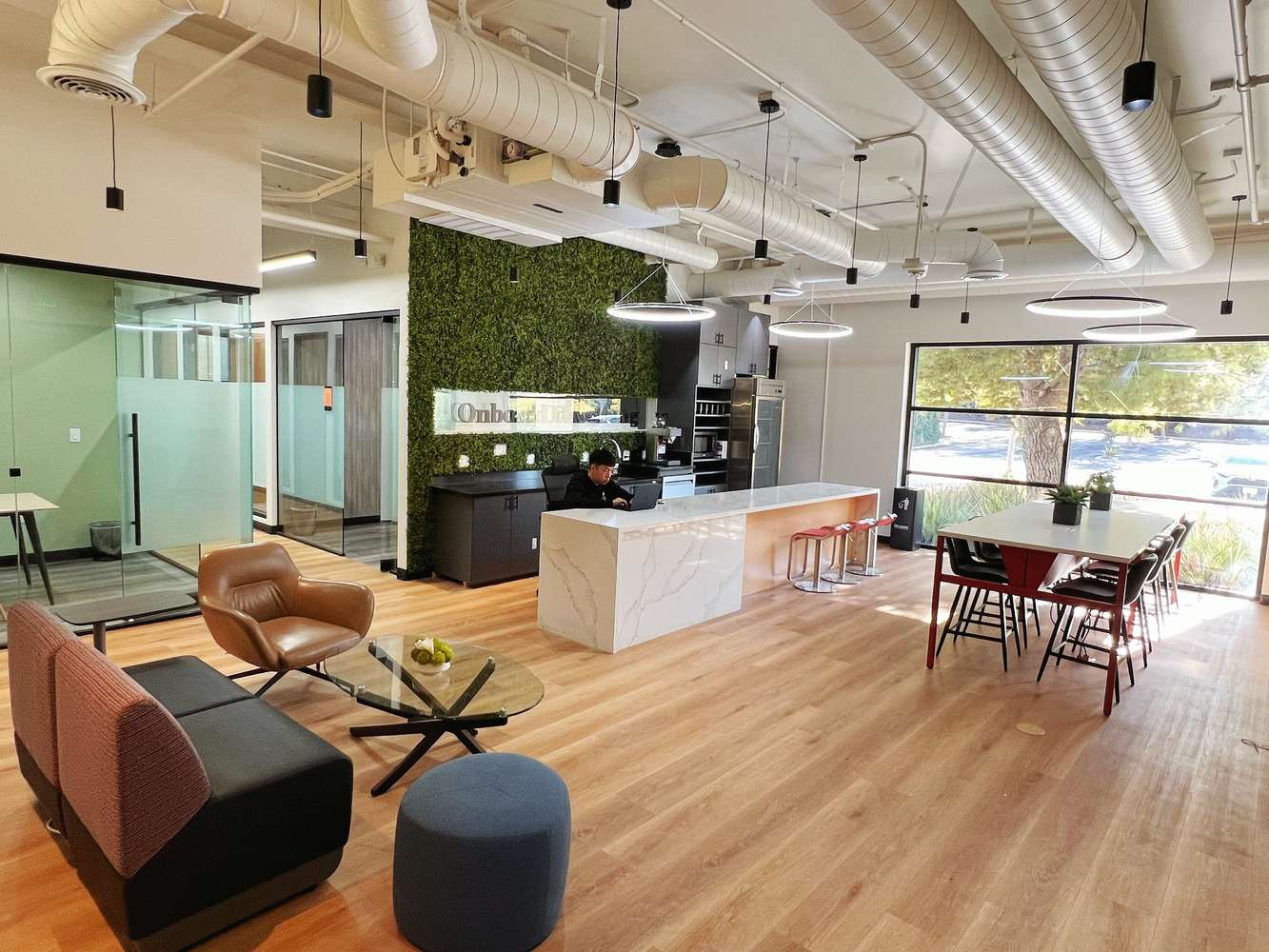 Onboard Coworking image 4