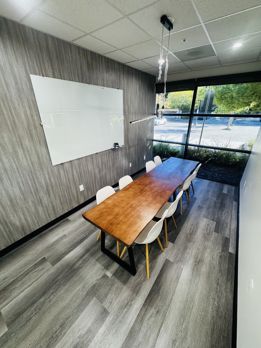 Onboard Coworking image 5