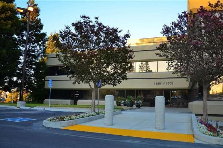 580 Executive Center image 1