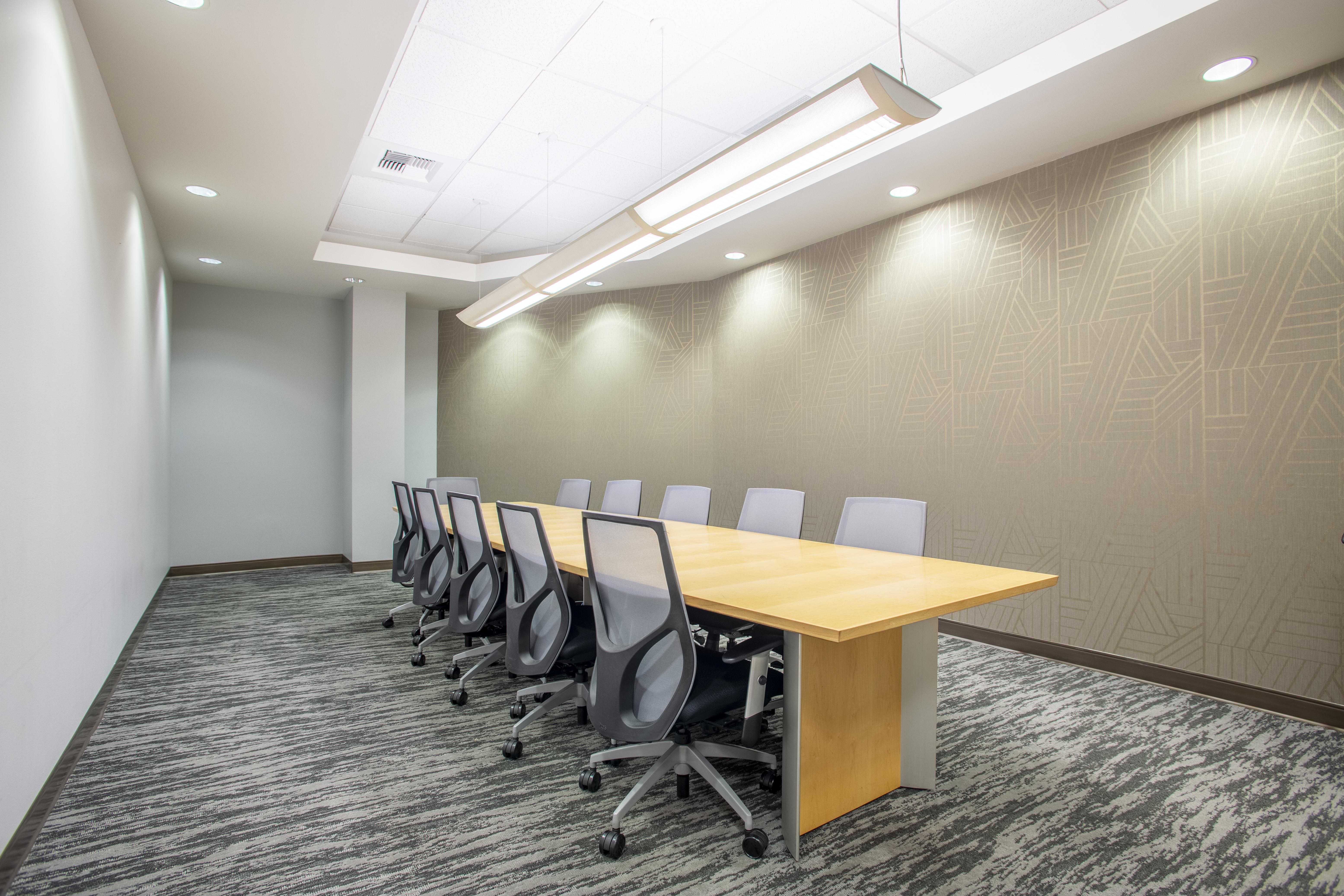 Regus - California, Folsom - Iron Point image 4