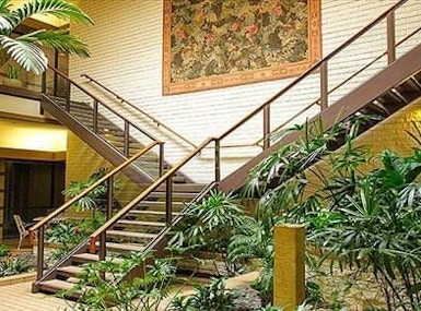 Valley Oaks Executive Suites image 3