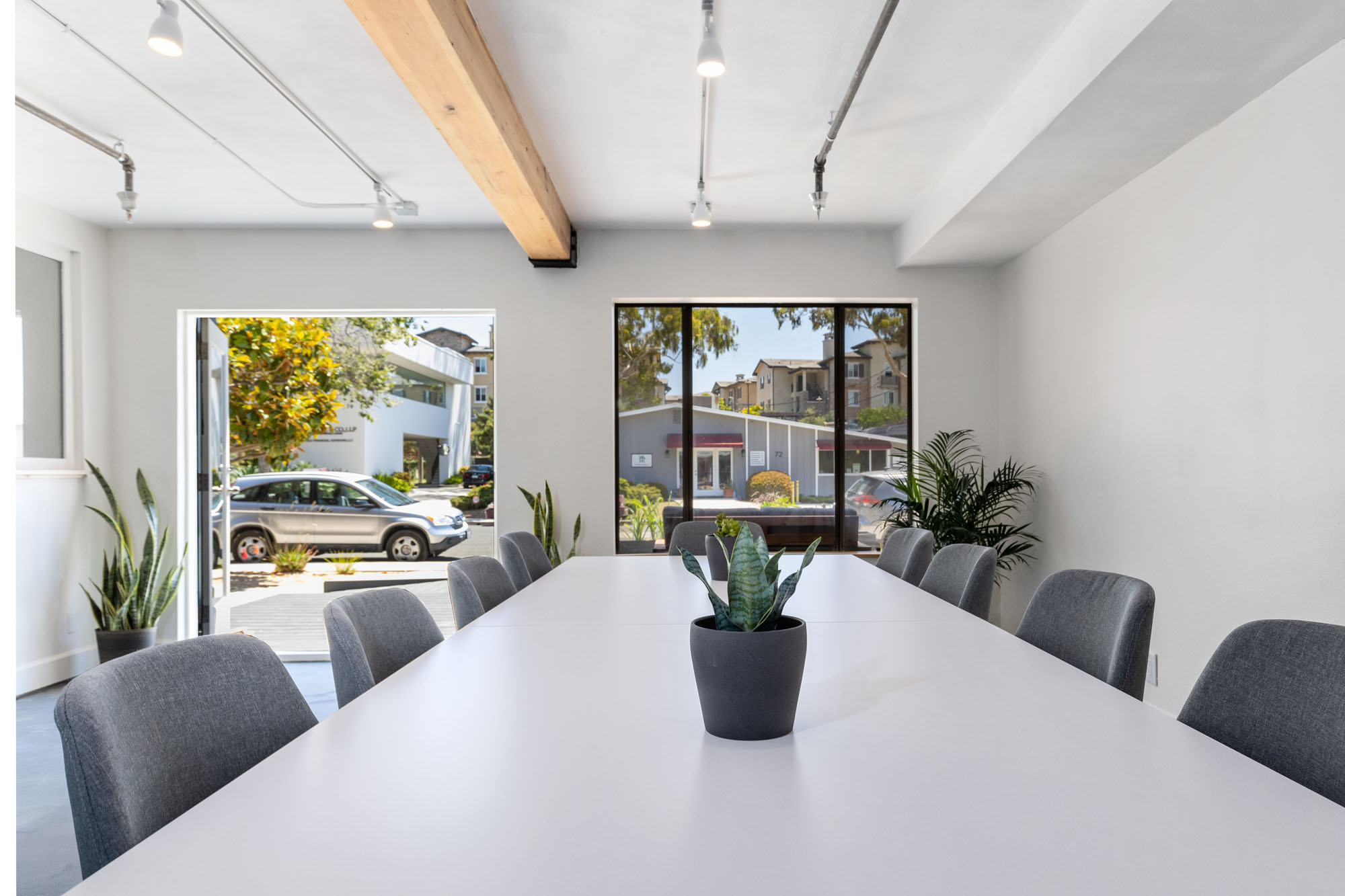 THE SANDBOX Goleta image 2